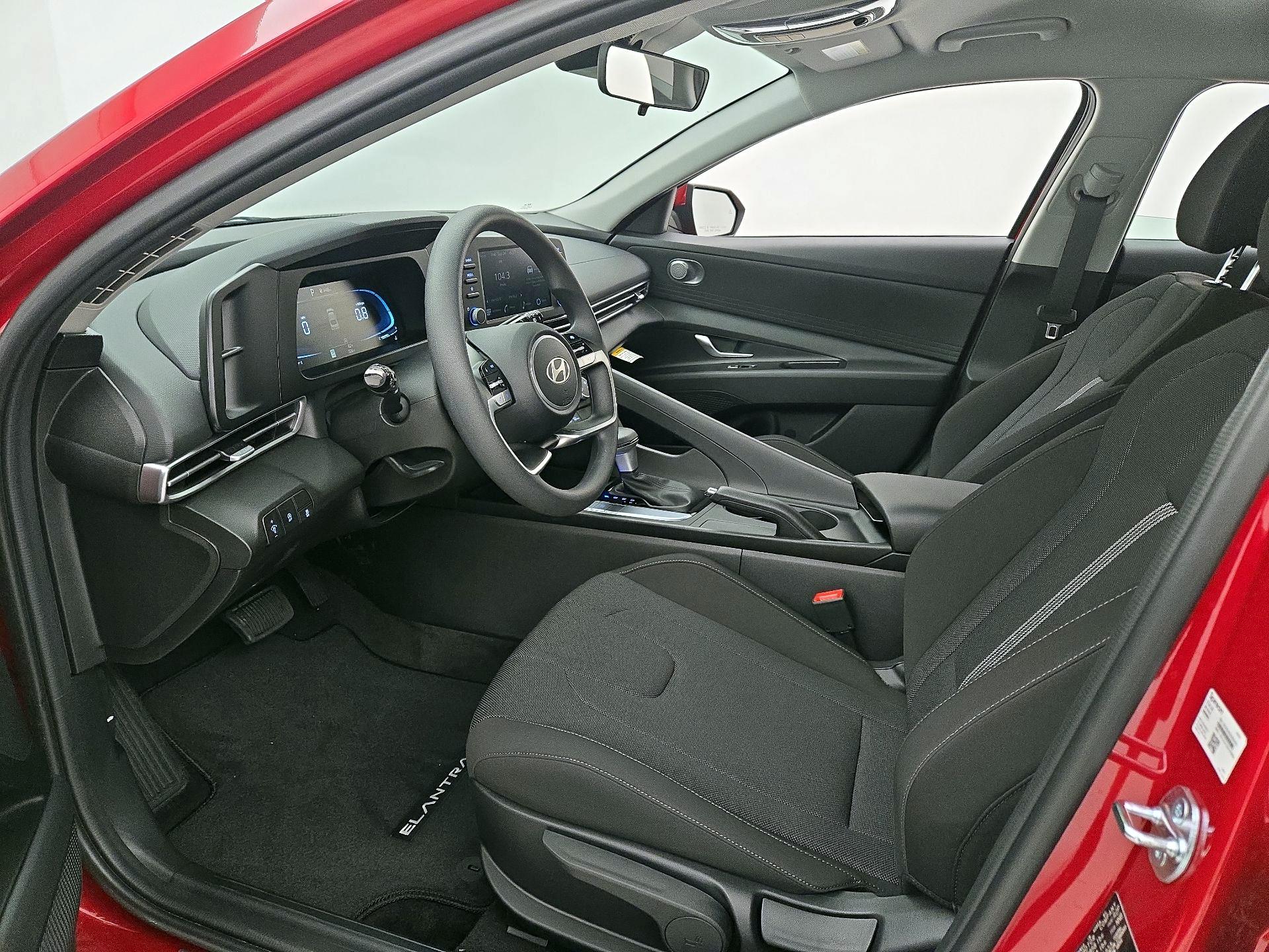 Thumbnail: 2025 Hyundai Elantra - 11