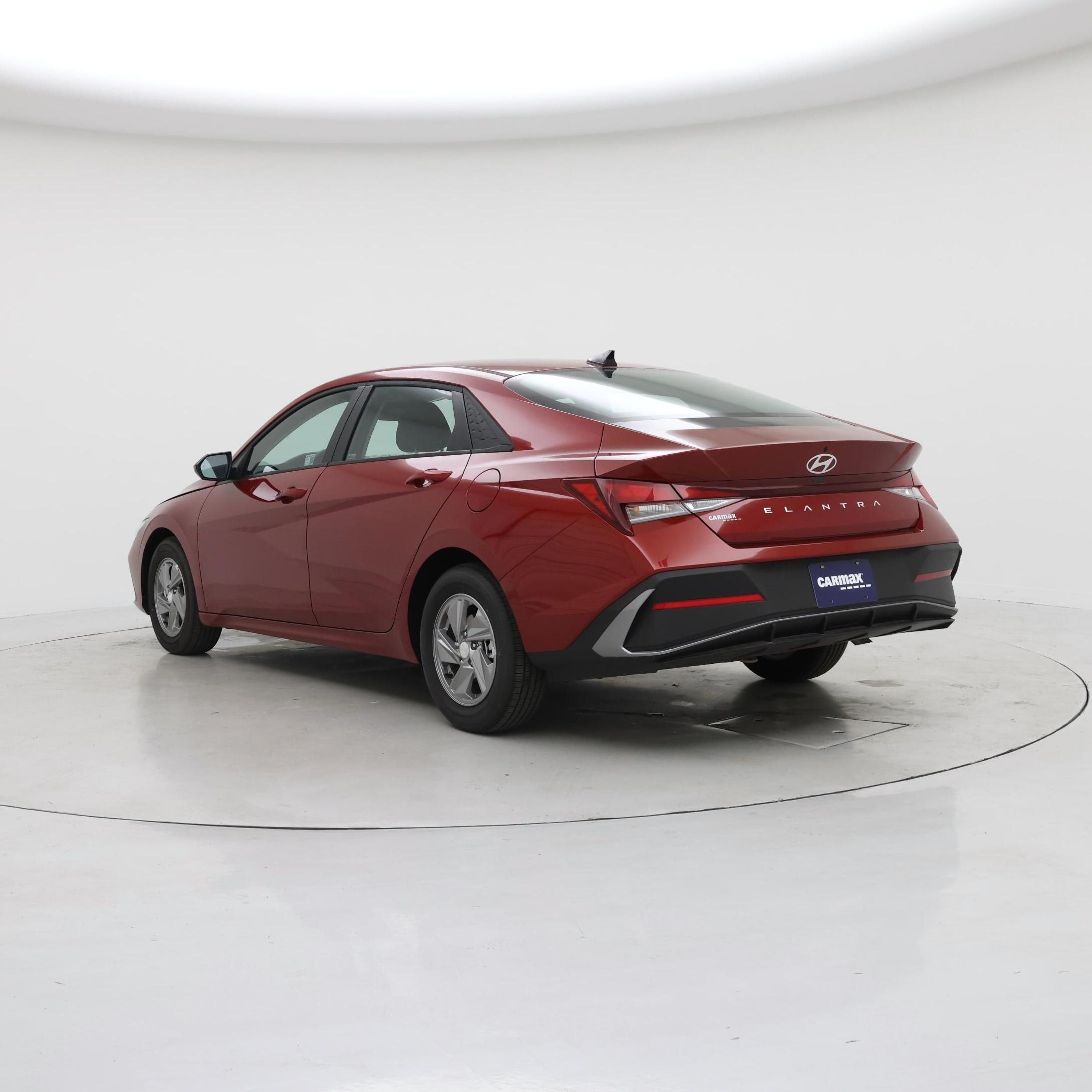 Thumbnail: 2025 Hyundai Elantra - 2