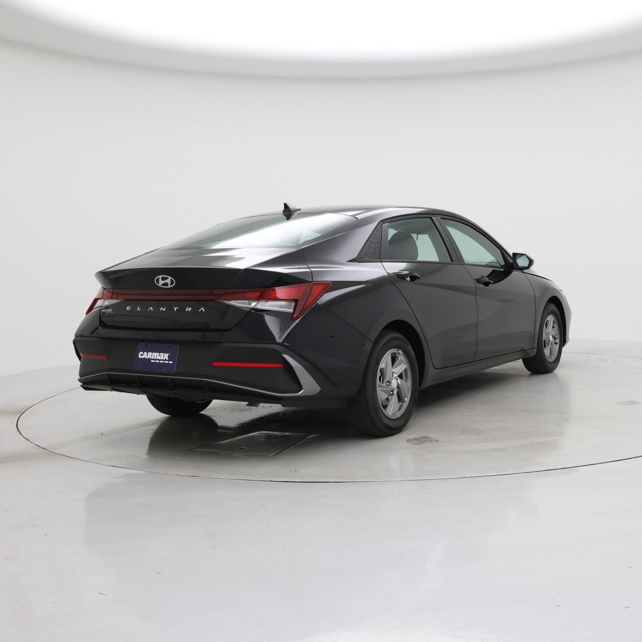 Thumbnail: 2025 Hyundai Elantra - 8