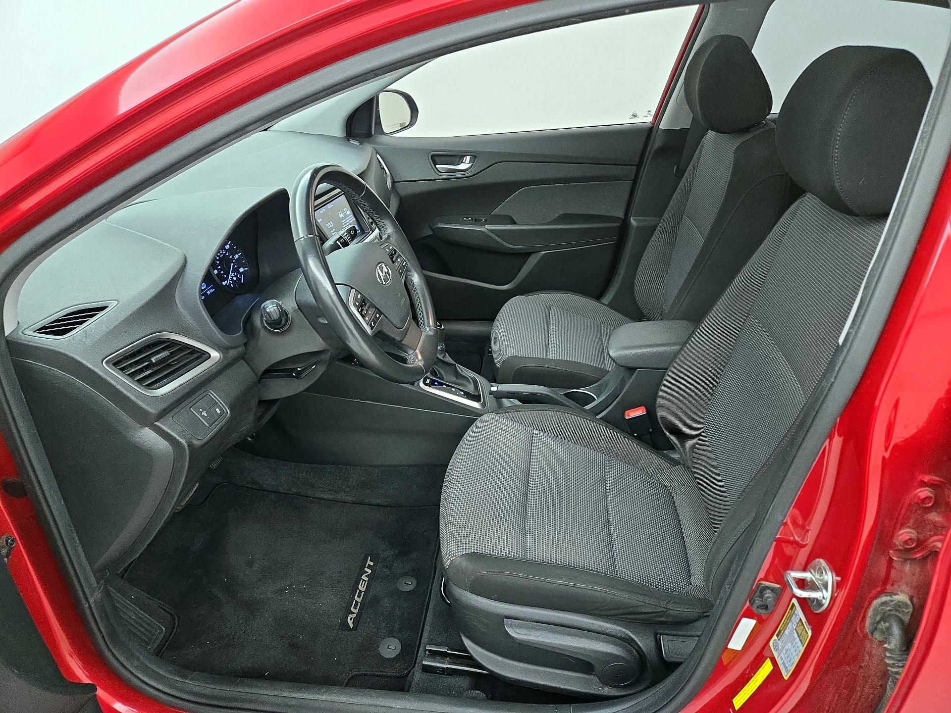 Thumbnail: 2018 Hyundai Accent - 11