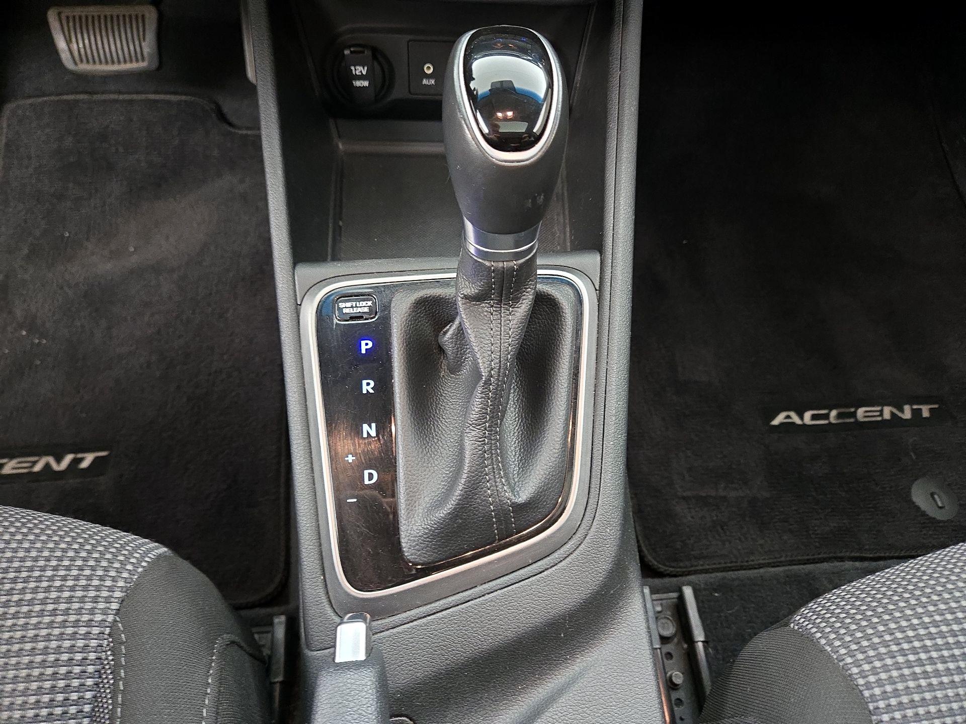 Thumbnail: 2018 Hyundai Accent - 17