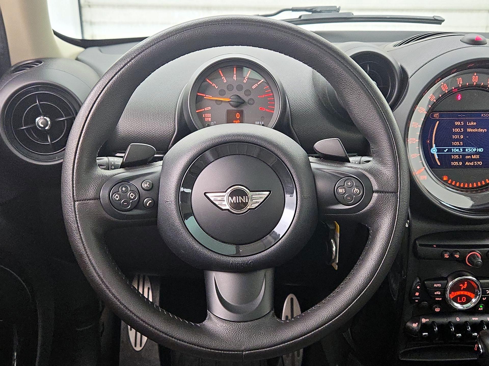 Thumbnail: 2016 MINI Cooper Countryman - 10