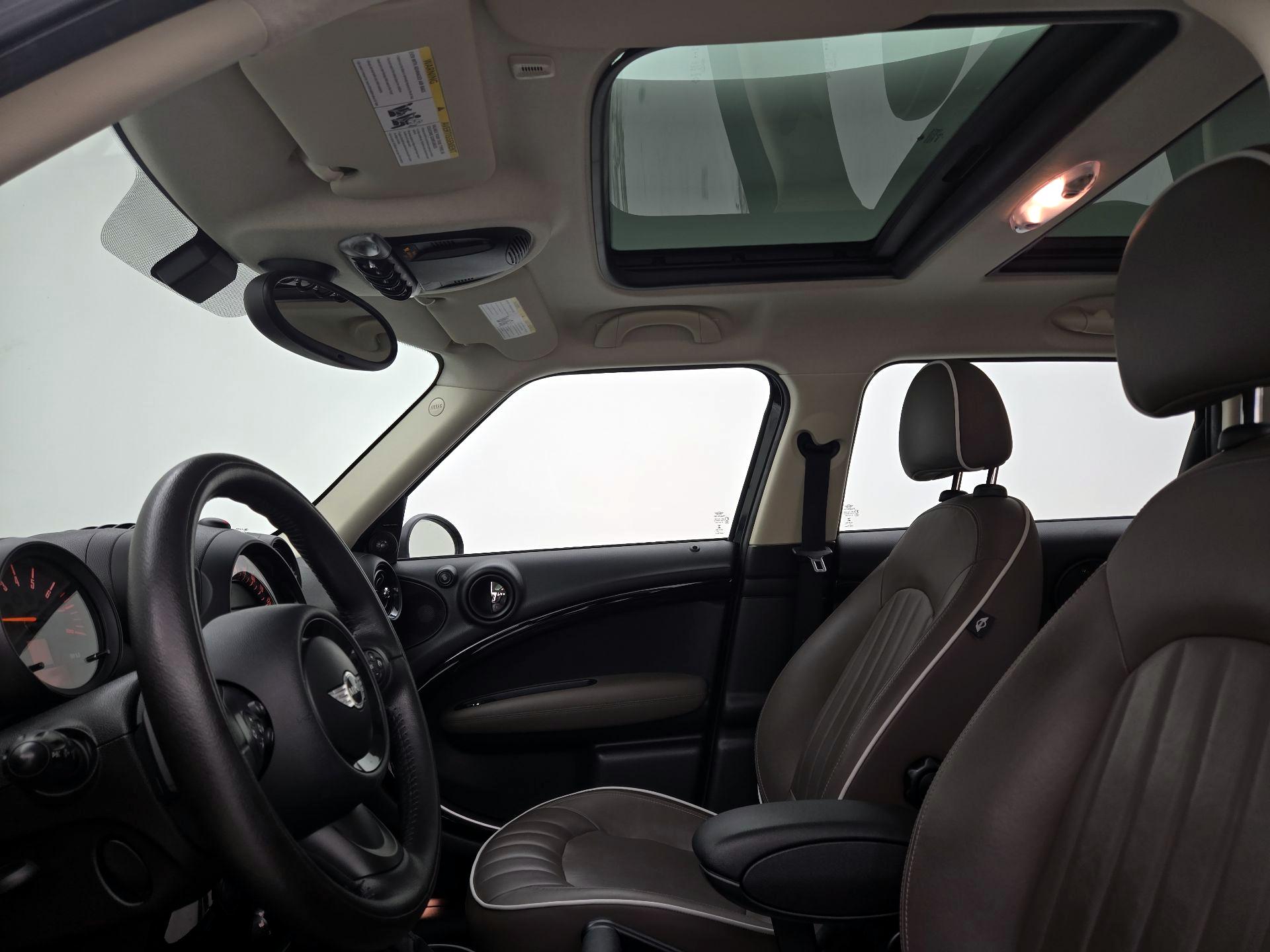 Thumbnail: 2016 MINI Cooper Countryman - 18