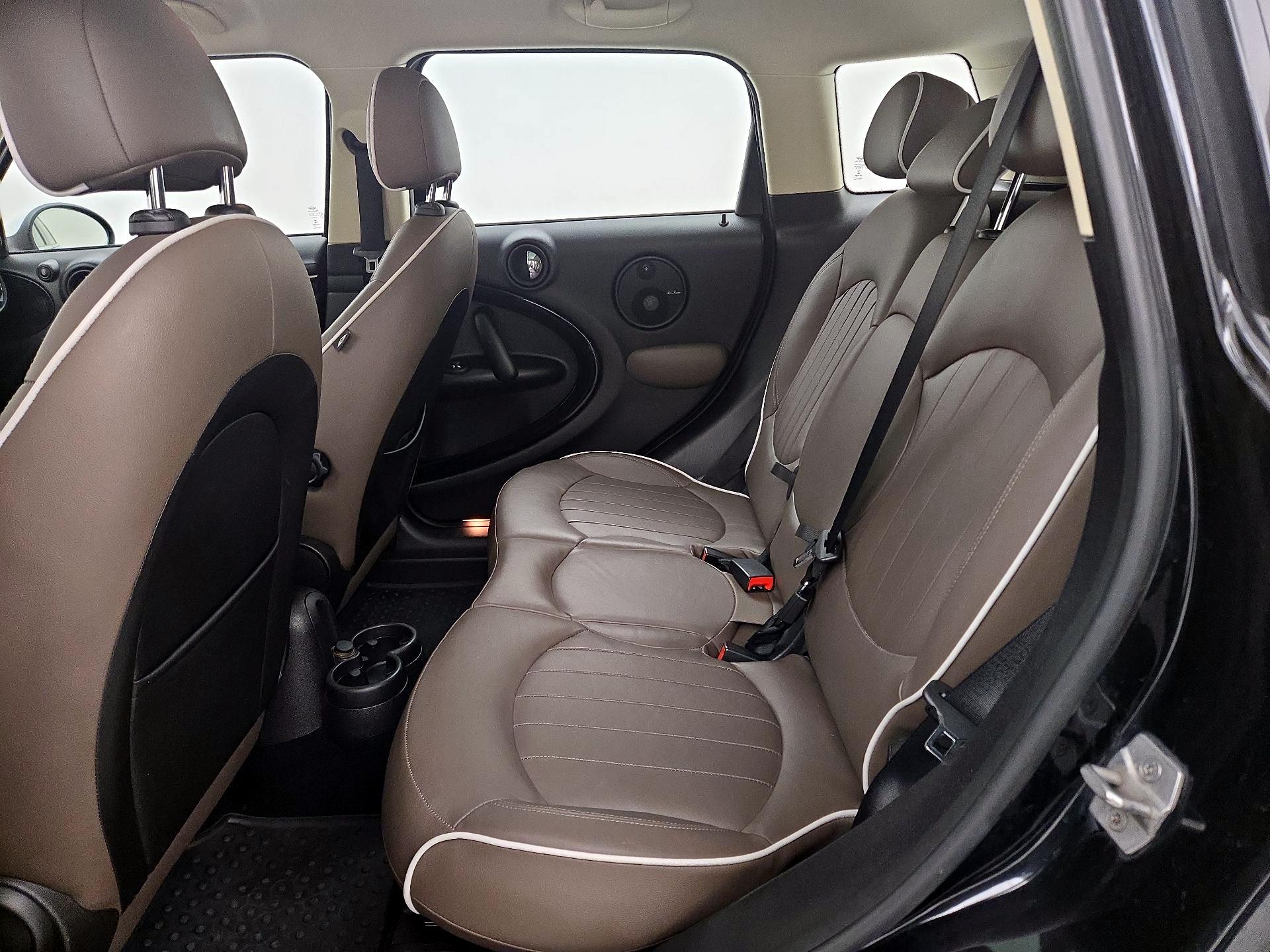 Thumbnail: 2016 MINI Cooper Countryman - 19