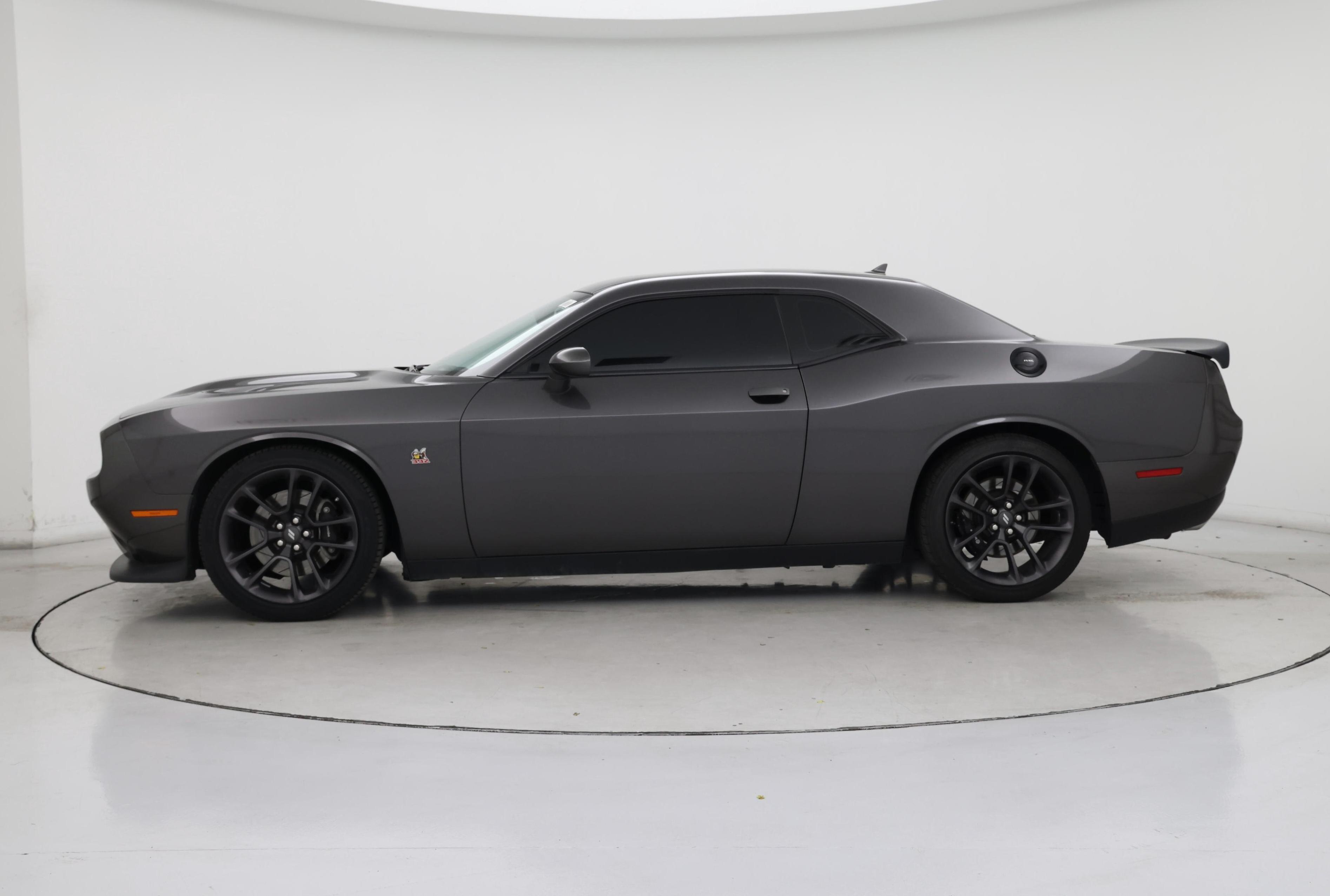 Thumbnail: 2020 Dodge Challenger - 3