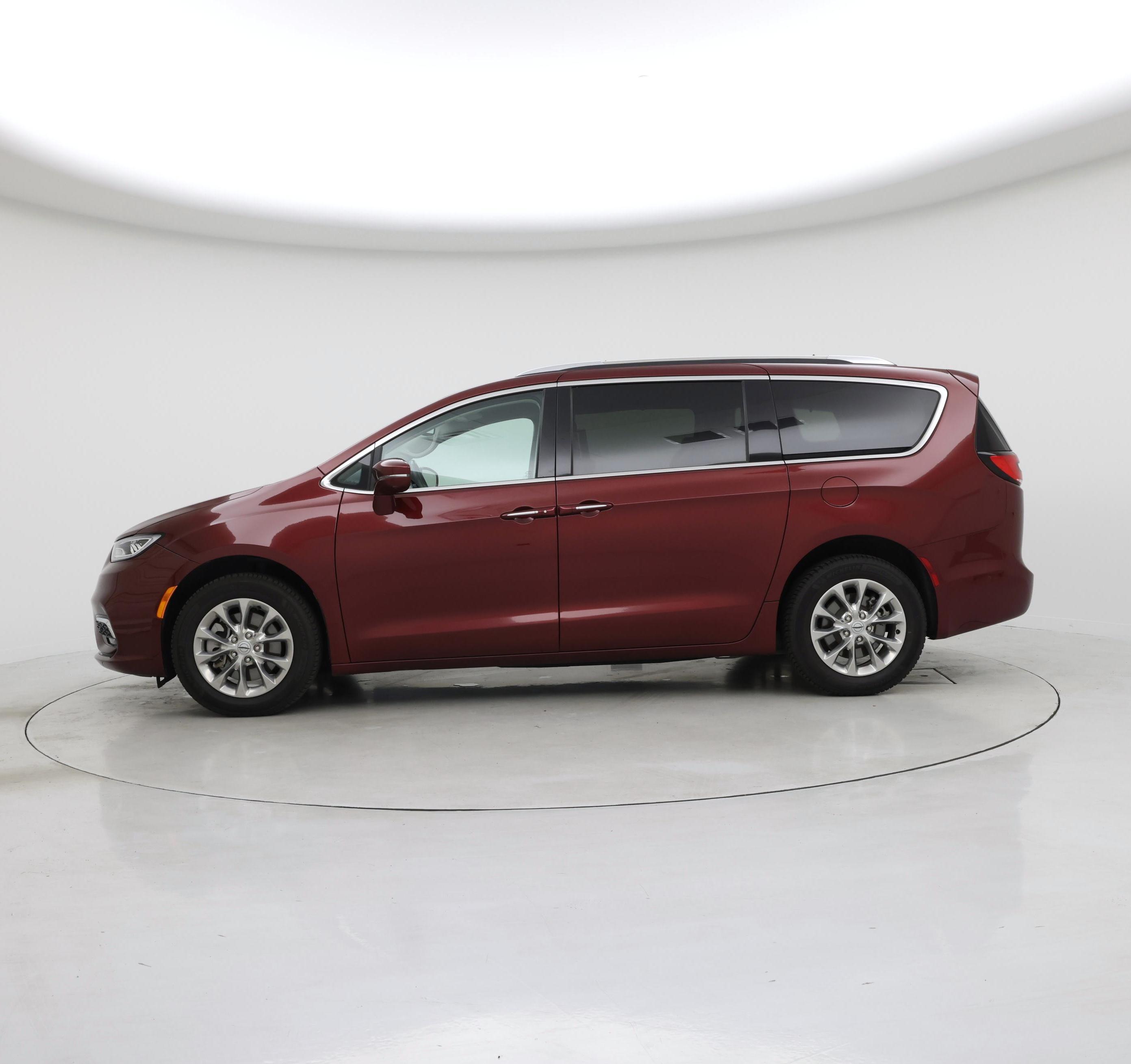 Thumbnail: 2021 Chrysler Pacifica - 3