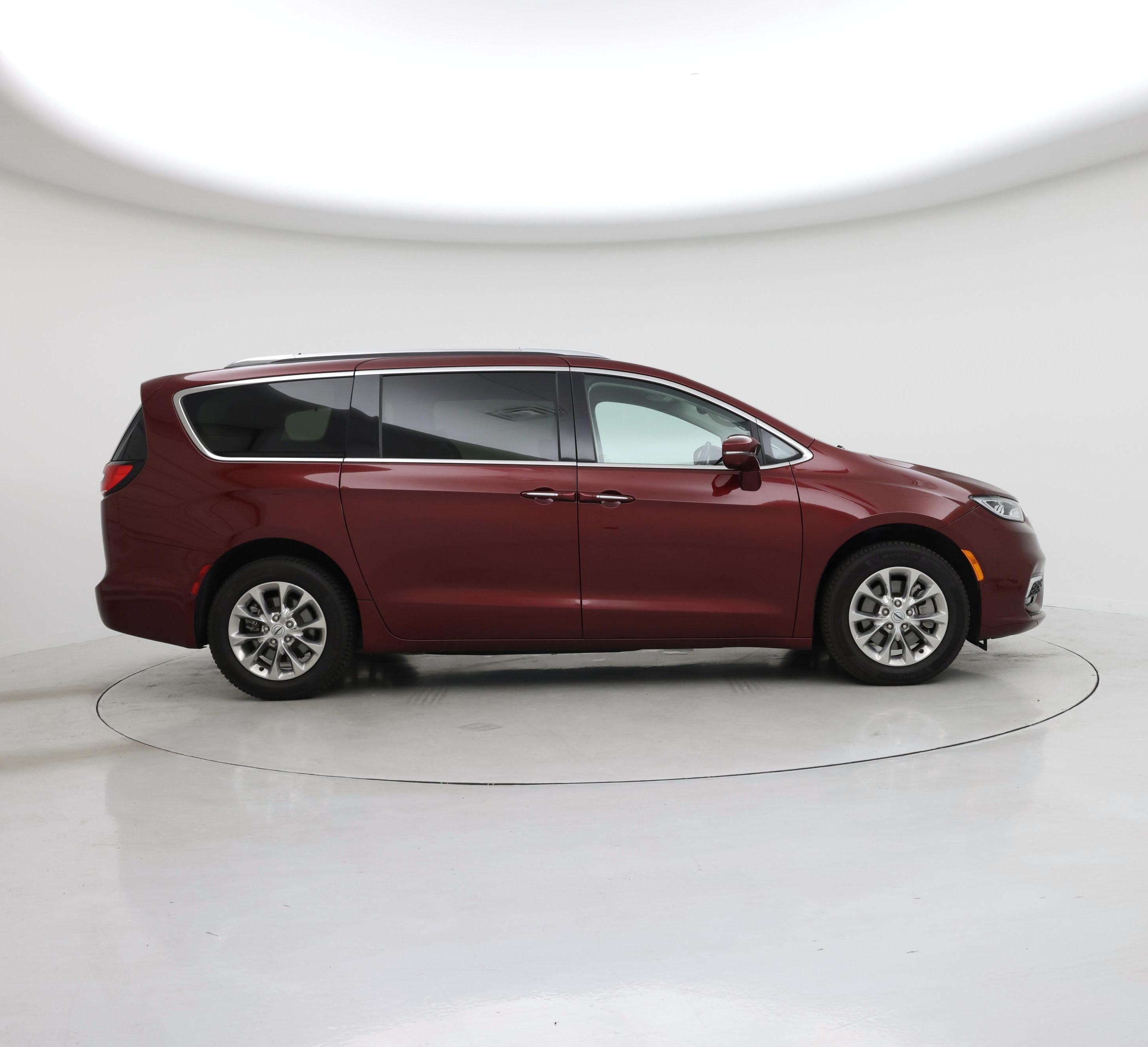 Thumbnail: 2021 Chrysler Pacifica - 7