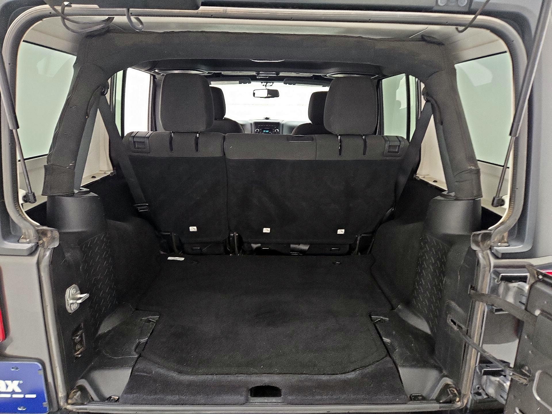 Thumbnail: 2018 Jeep Wrangler - 18