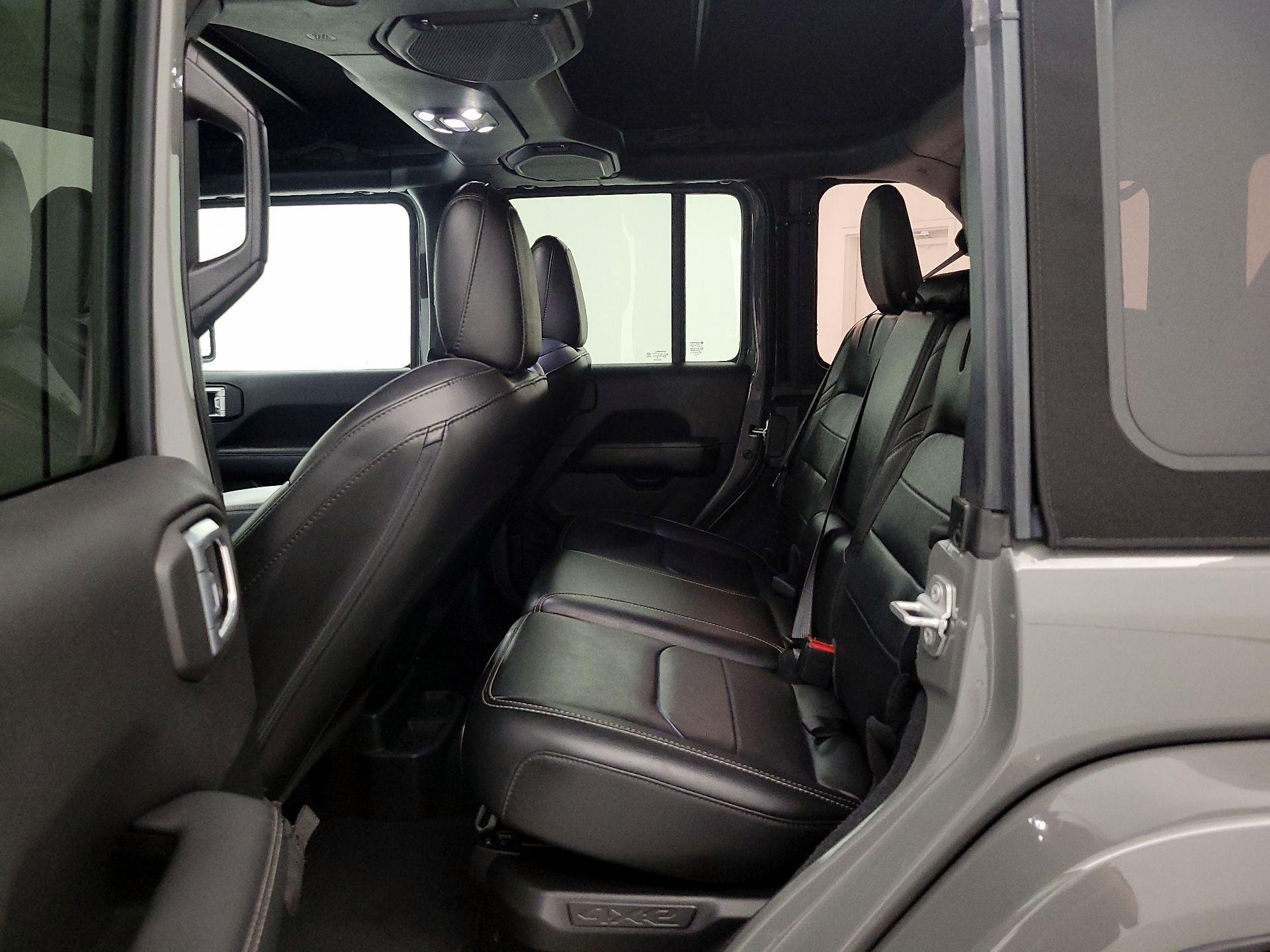 Thumbnail: 2022 Jeep Wrangler - 20