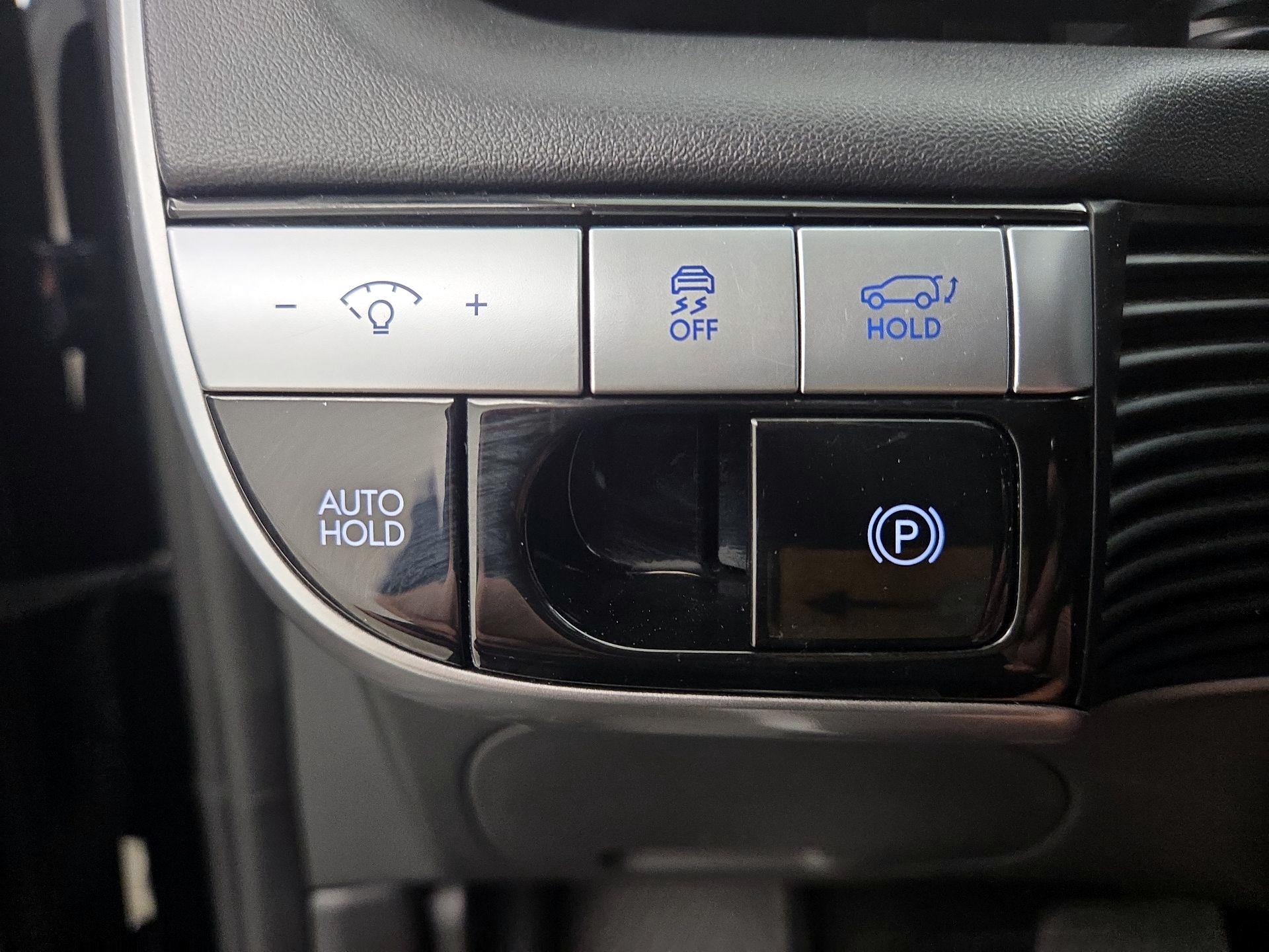Thumbnail: 2023 Hyundai Ioniq 5 - 13