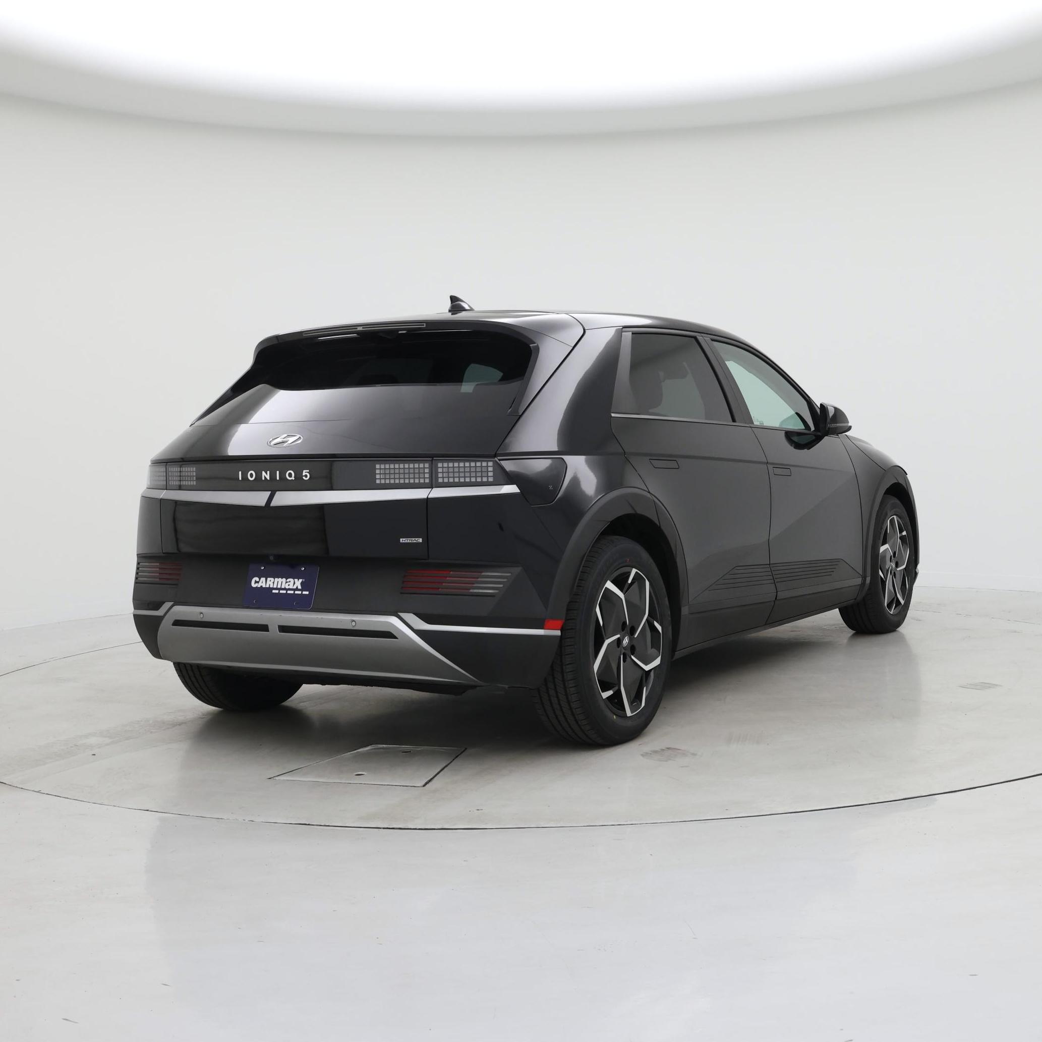 Thumbnail: 2023 Hyundai Ioniq 5 - 8