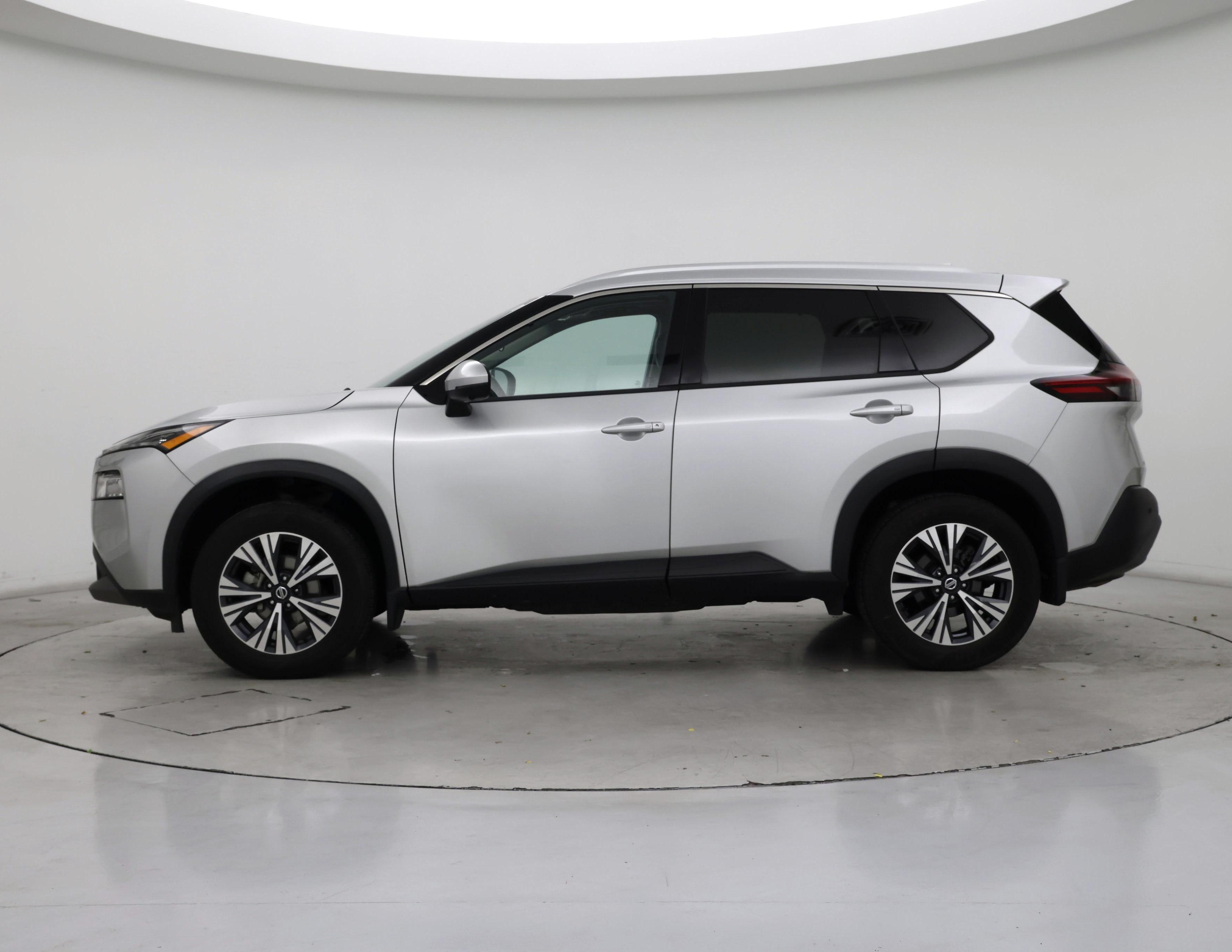 Thumbnail: 2021 Nissan Rogue - 3