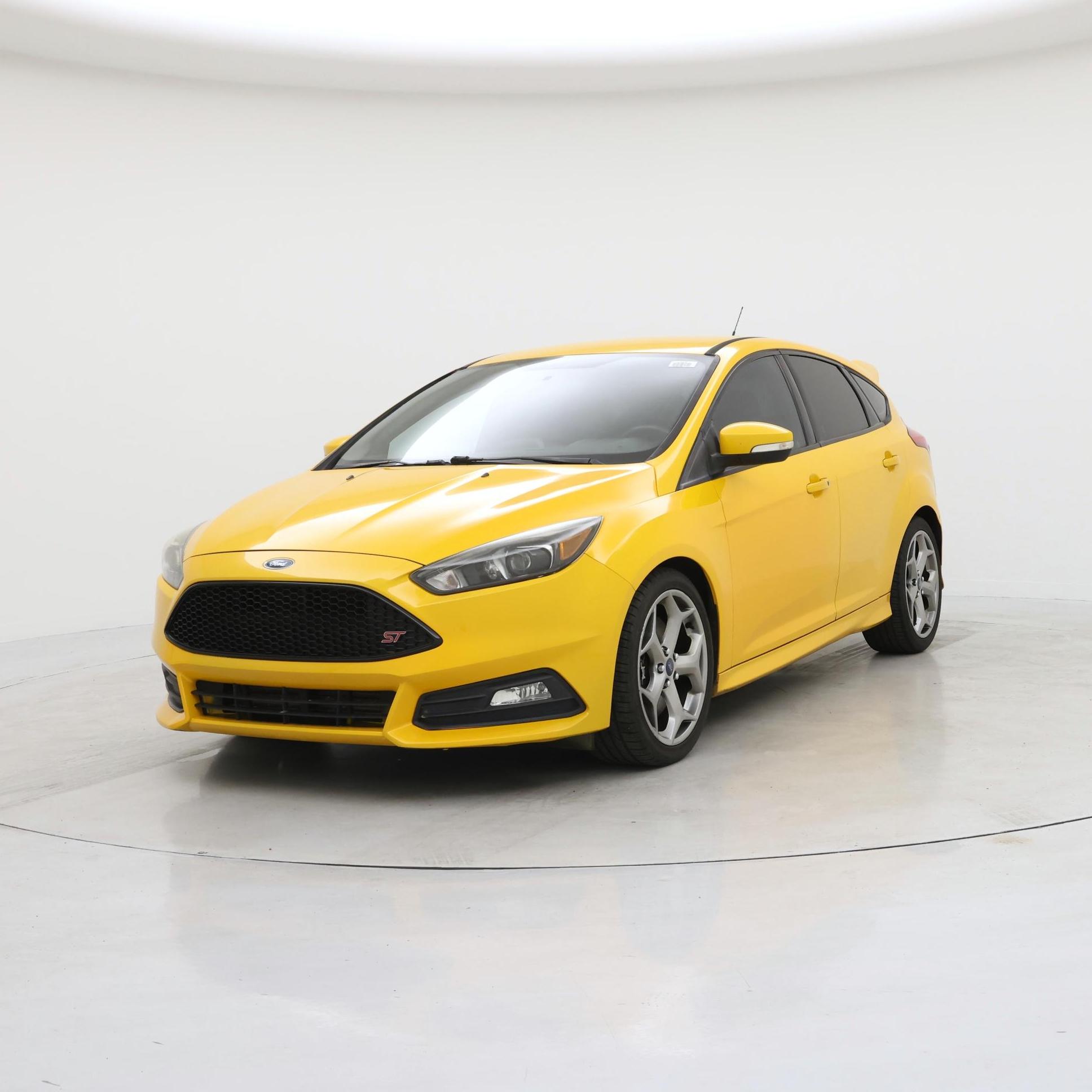 Thumbnail: 2015 Ford Focus - 4
