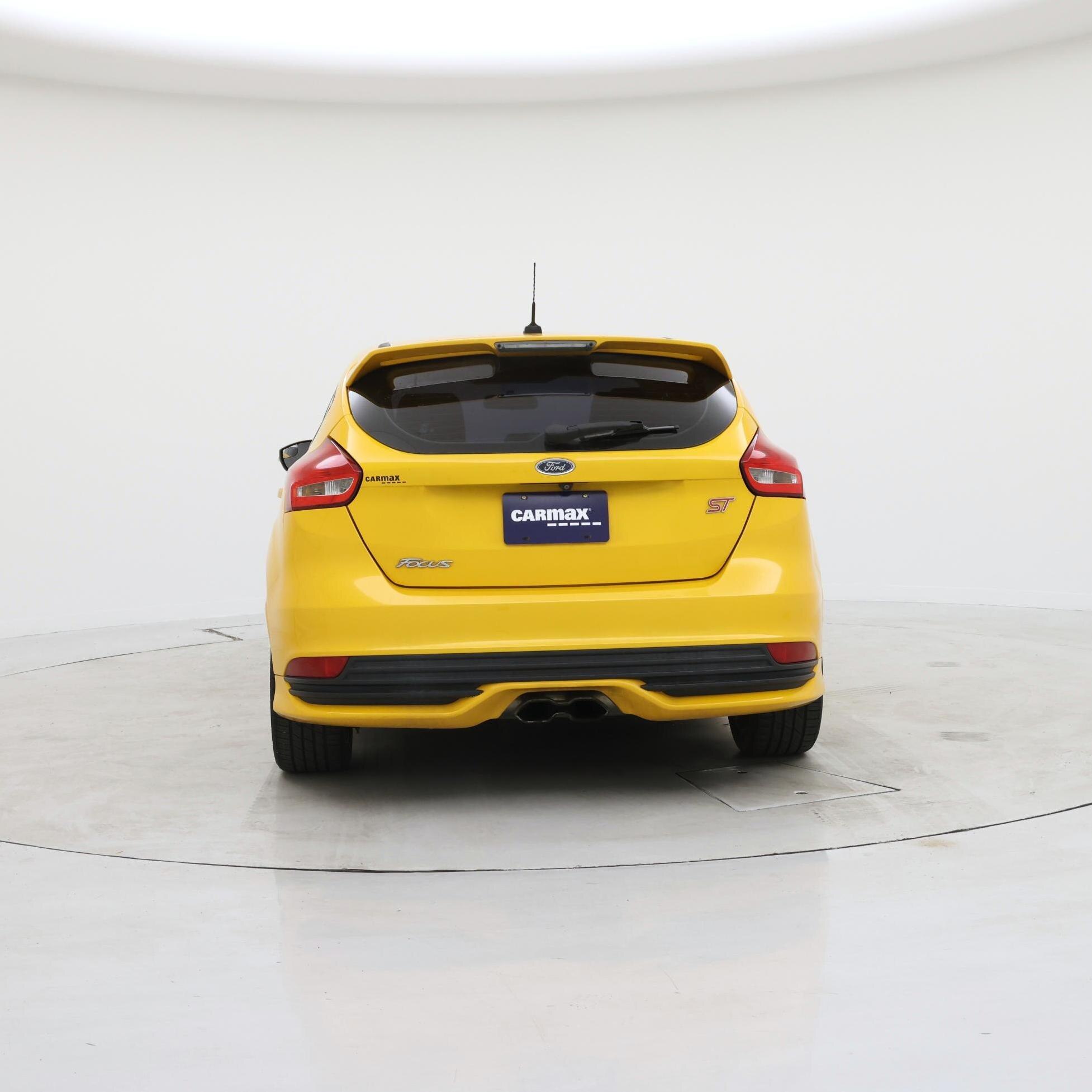Thumbnail: 2015 Ford Focus - 6