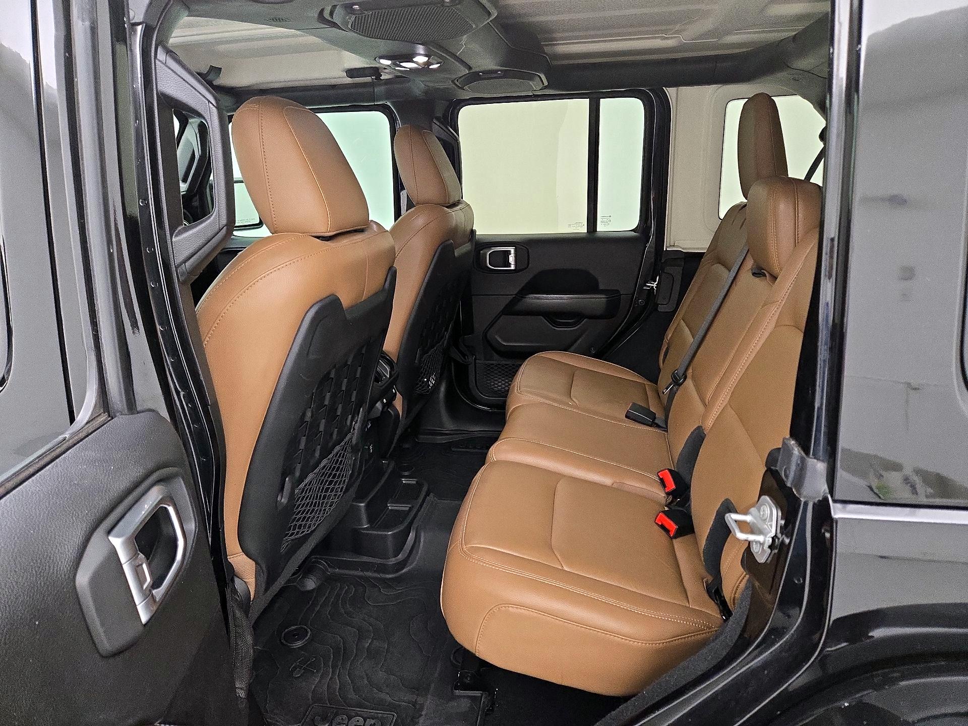 Thumbnail: 2020 Jeep Wrangler - 20