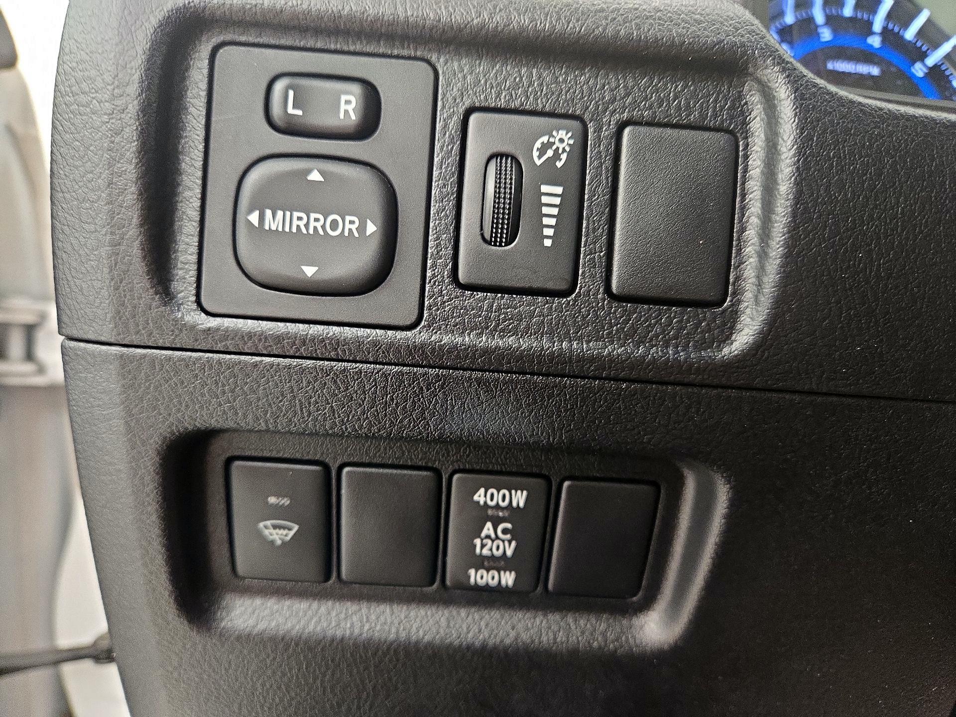 Thumbnail: 2019 Toyota 4Runner - 13