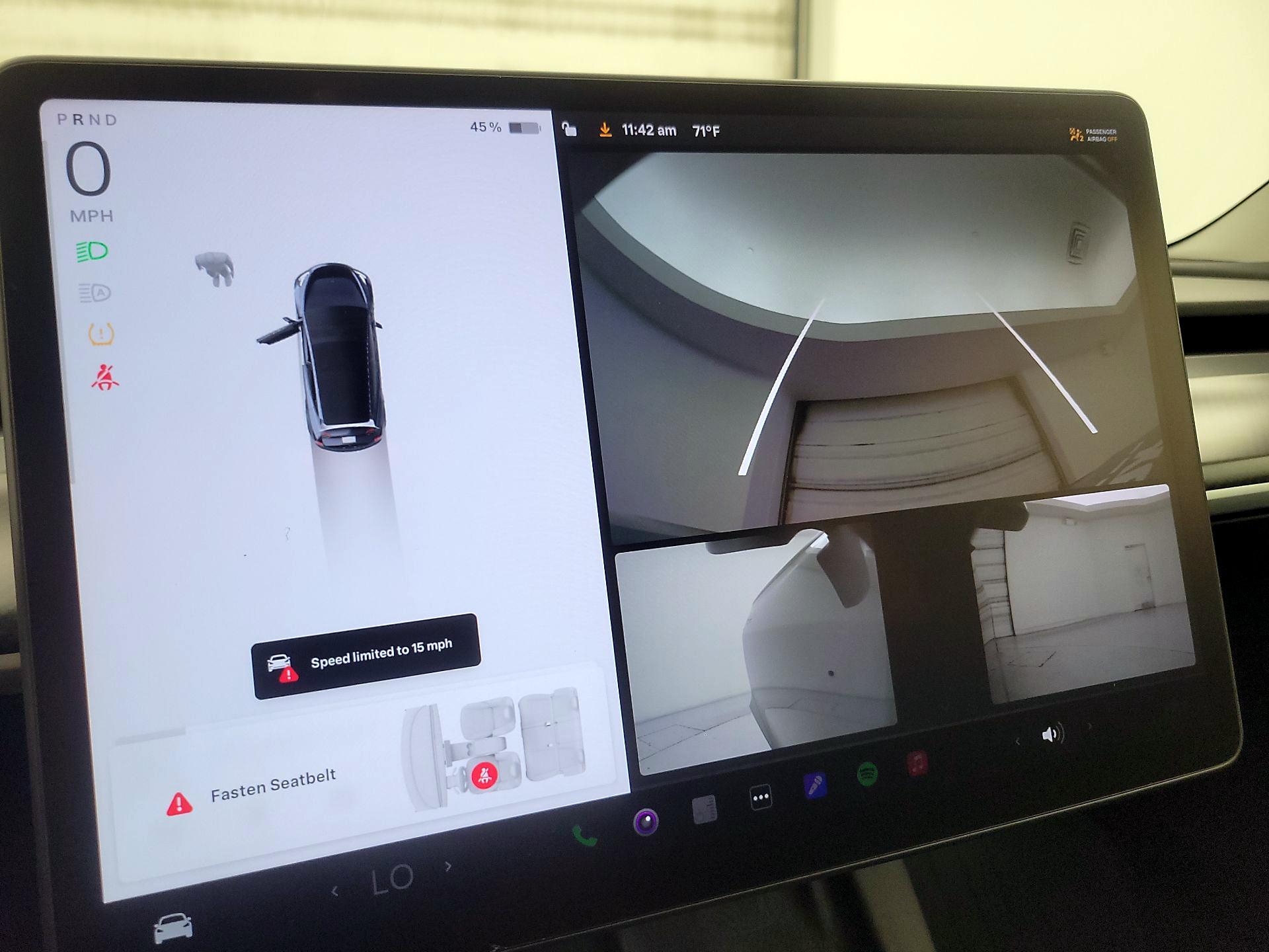 Thumbnail: 2023 Tesla Model 3 - 14