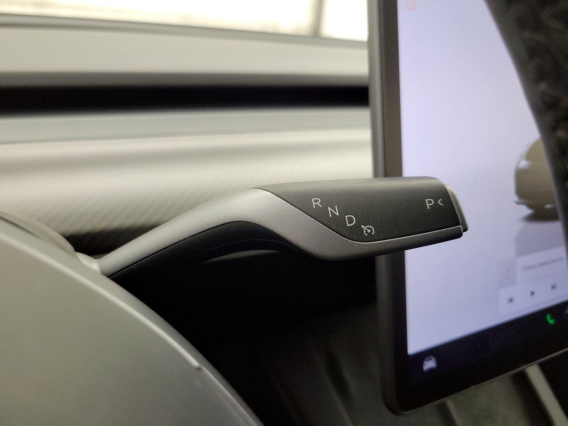 Thumbnail: 2023 Tesla Model 3 - 17
