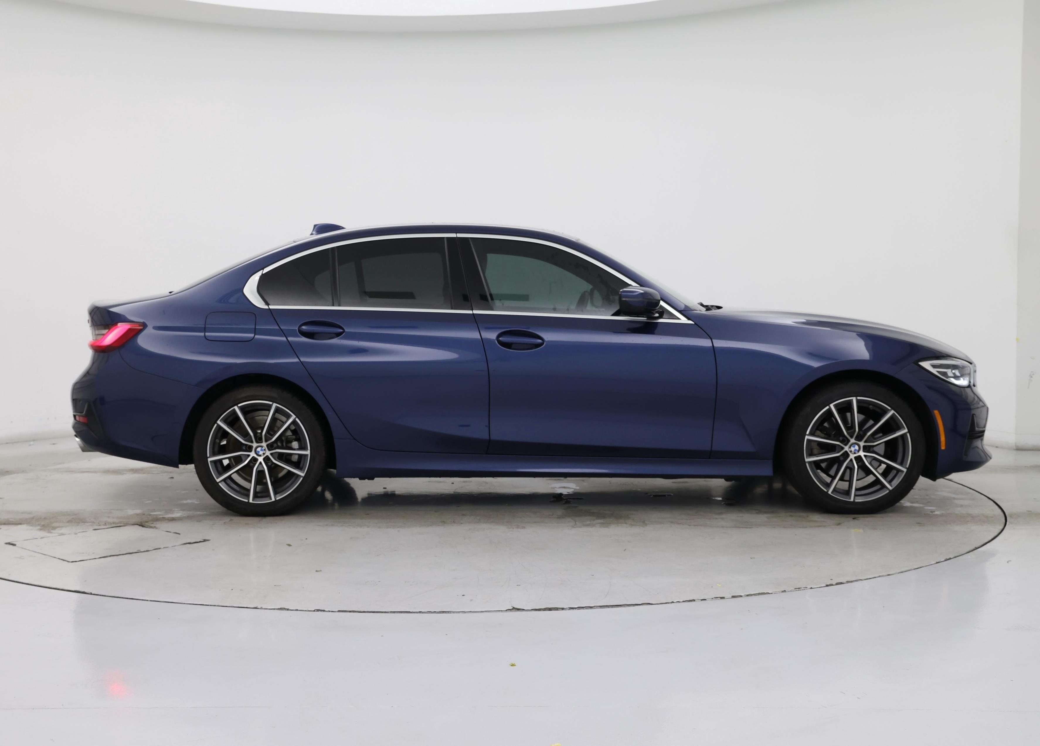 Thumbnail: 2021 BMW 3 Series - 7