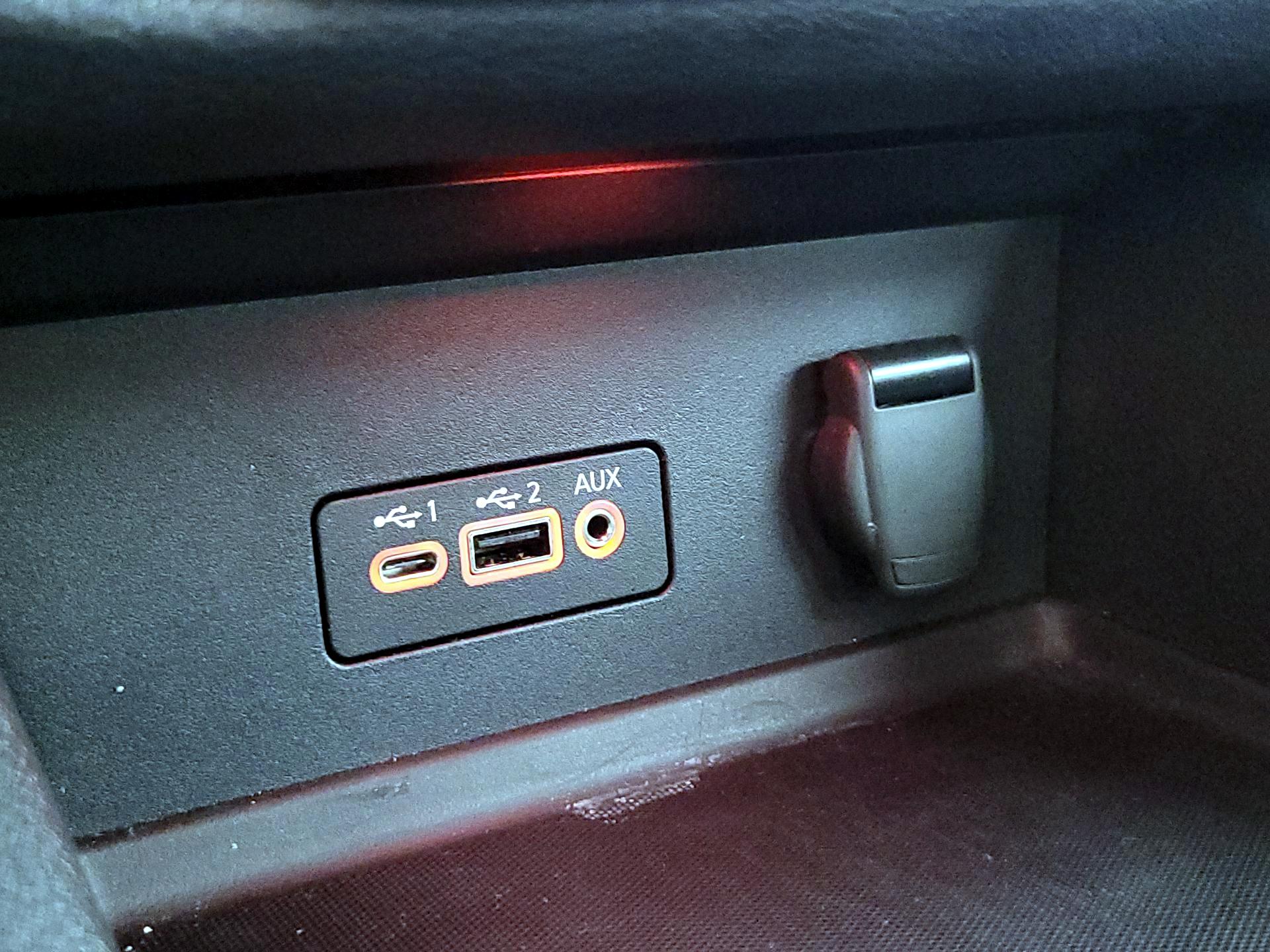 Thumbnail: 2023 Nissan Sentra - 18