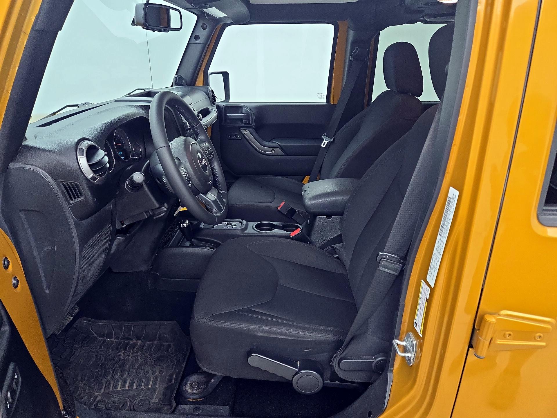 Thumbnail: 2014 Jeep Wrangler - 11