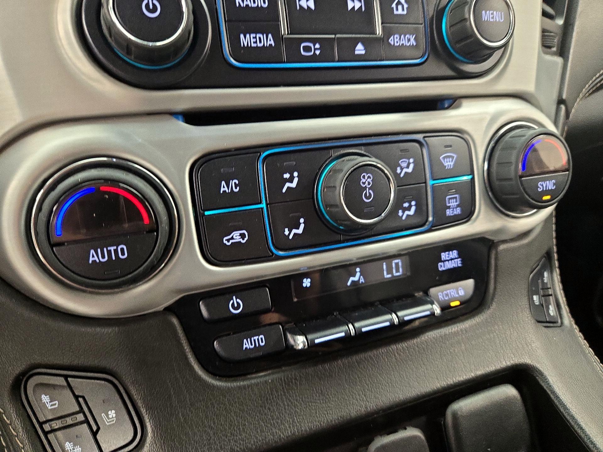 Thumbnail: 2020 GMC Yukon XL - 16