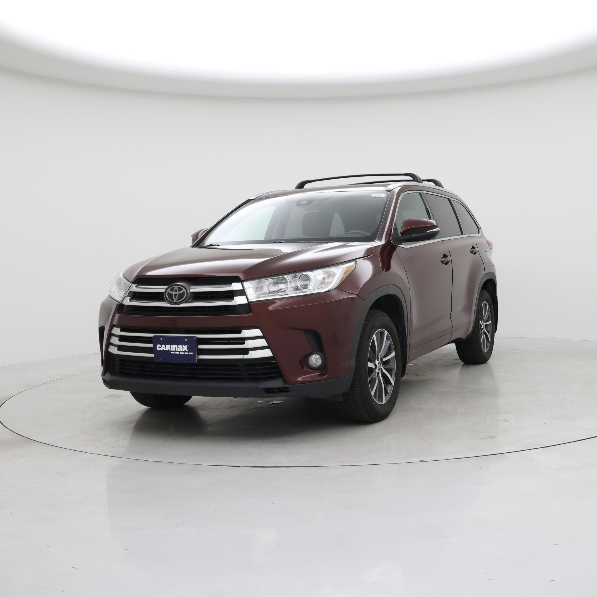 Thumbnail: 2017 Toyota Highlander - 4