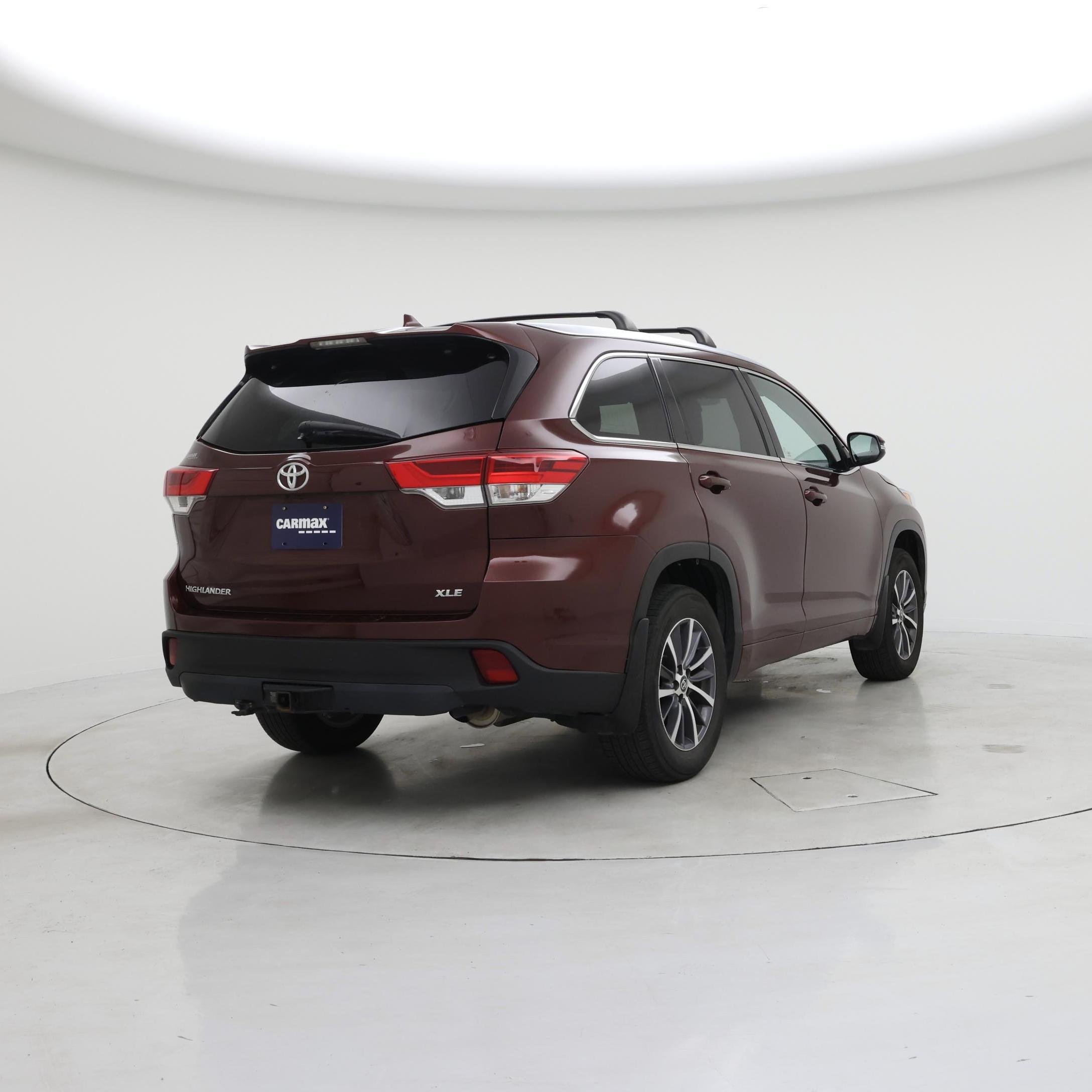 Thumbnail: 2017 Toyota Highlander - 8