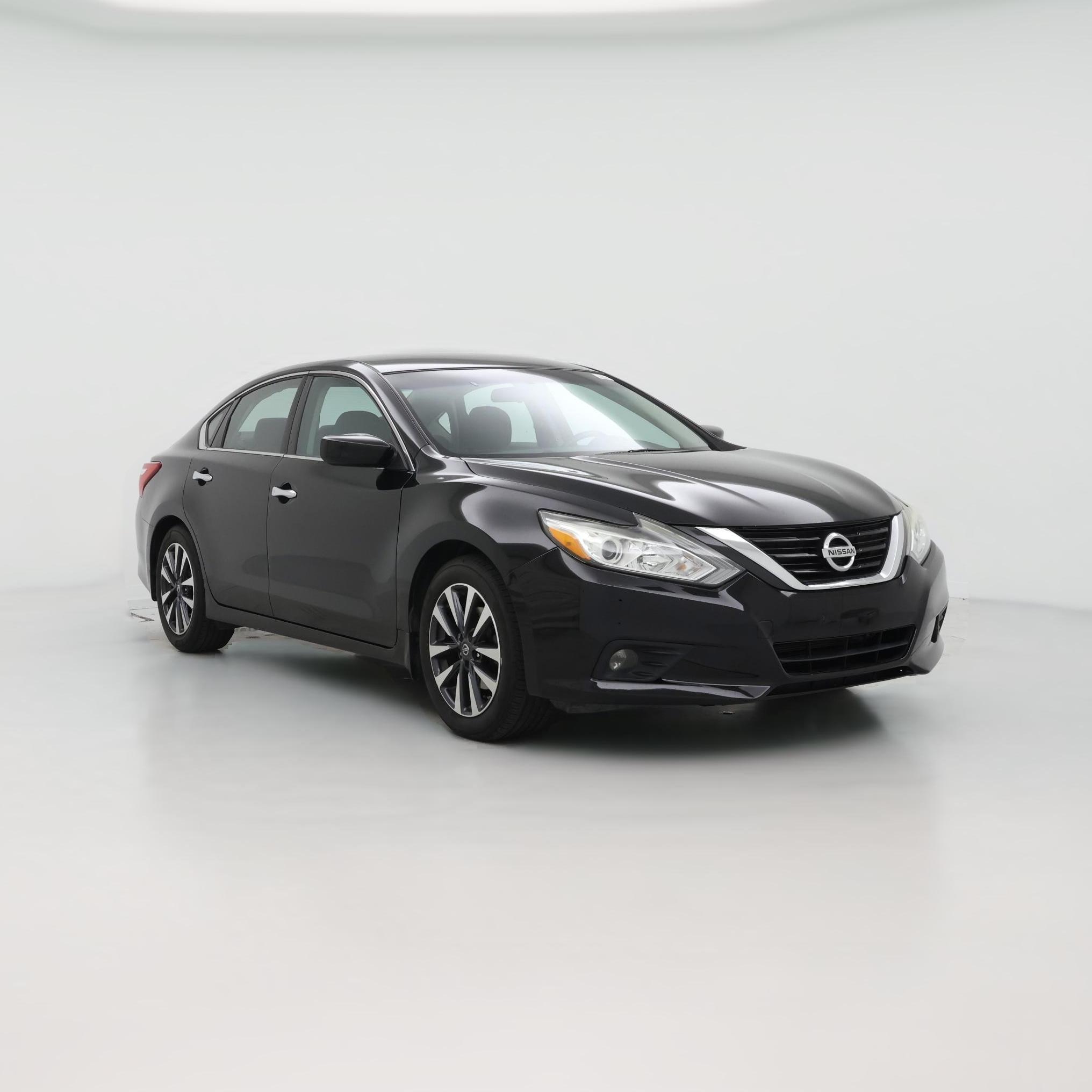Thumbnail: 2016 Nissan Altima - 1