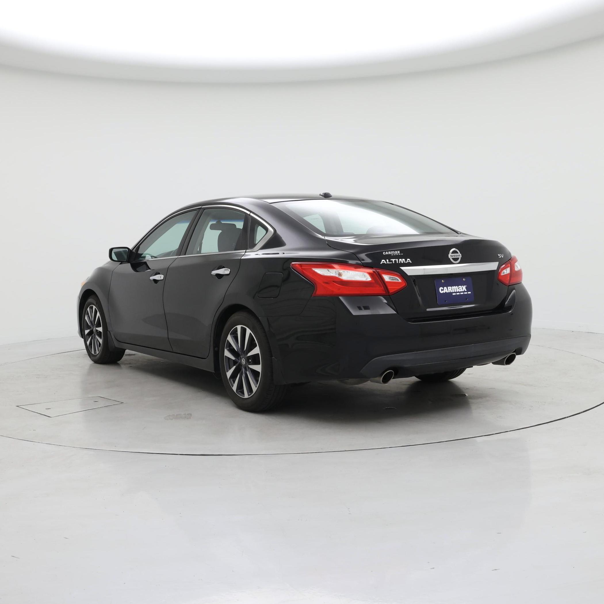 Thumbnail: 2016 Nissan Altima - 2