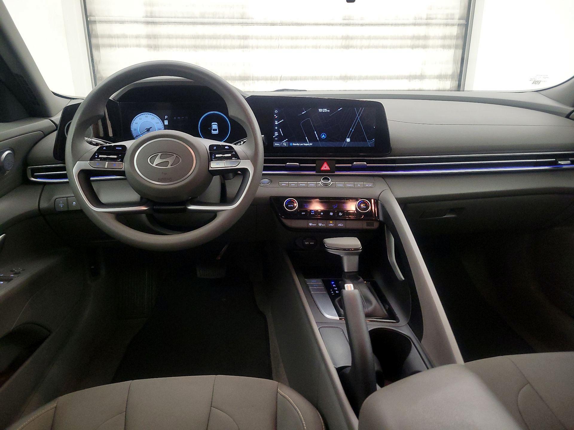 Thumbnail: 2024 Hyundai Elantra - 9