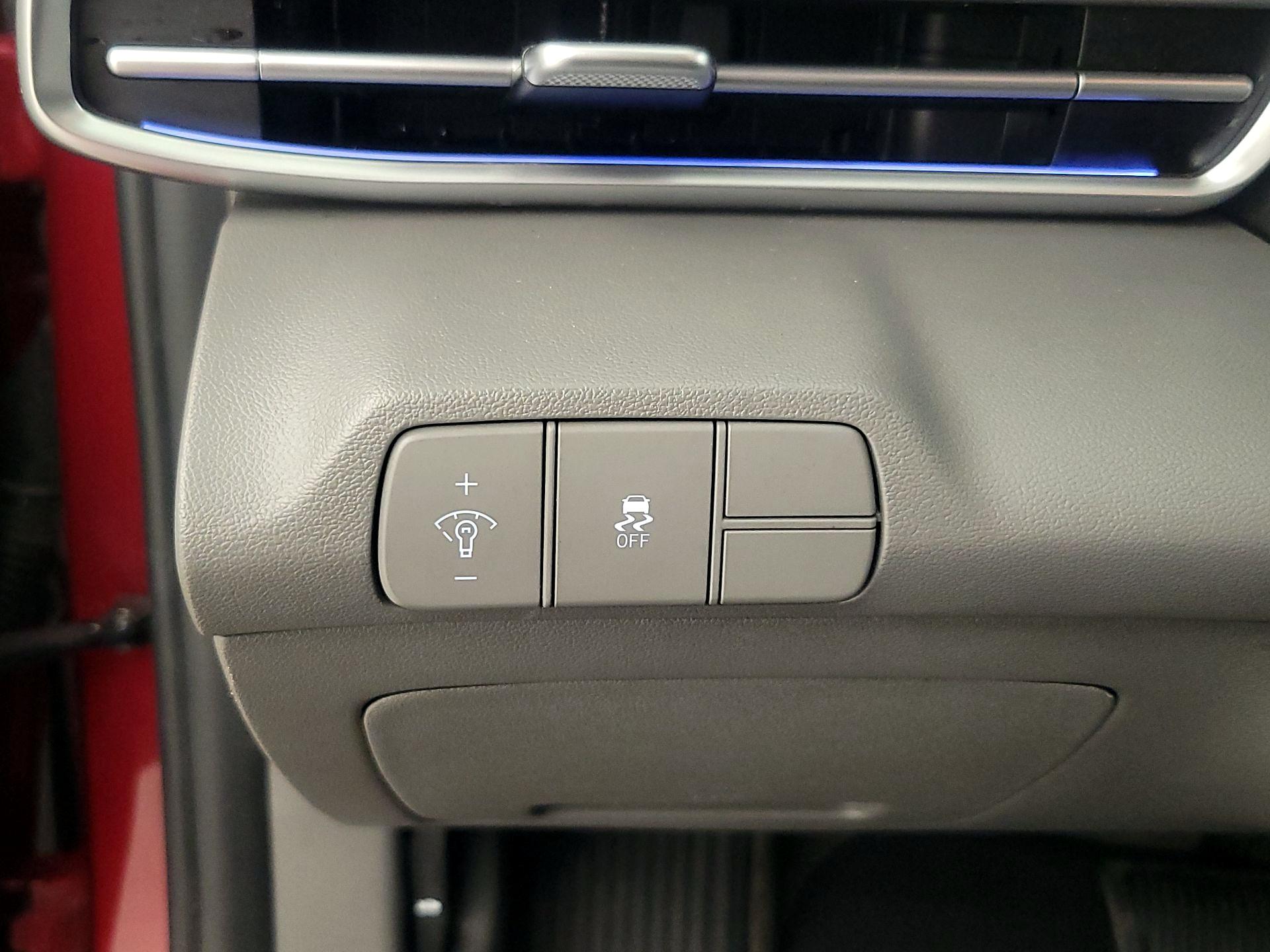 Thumbnail: 2024 Hyundai Elantra - 13