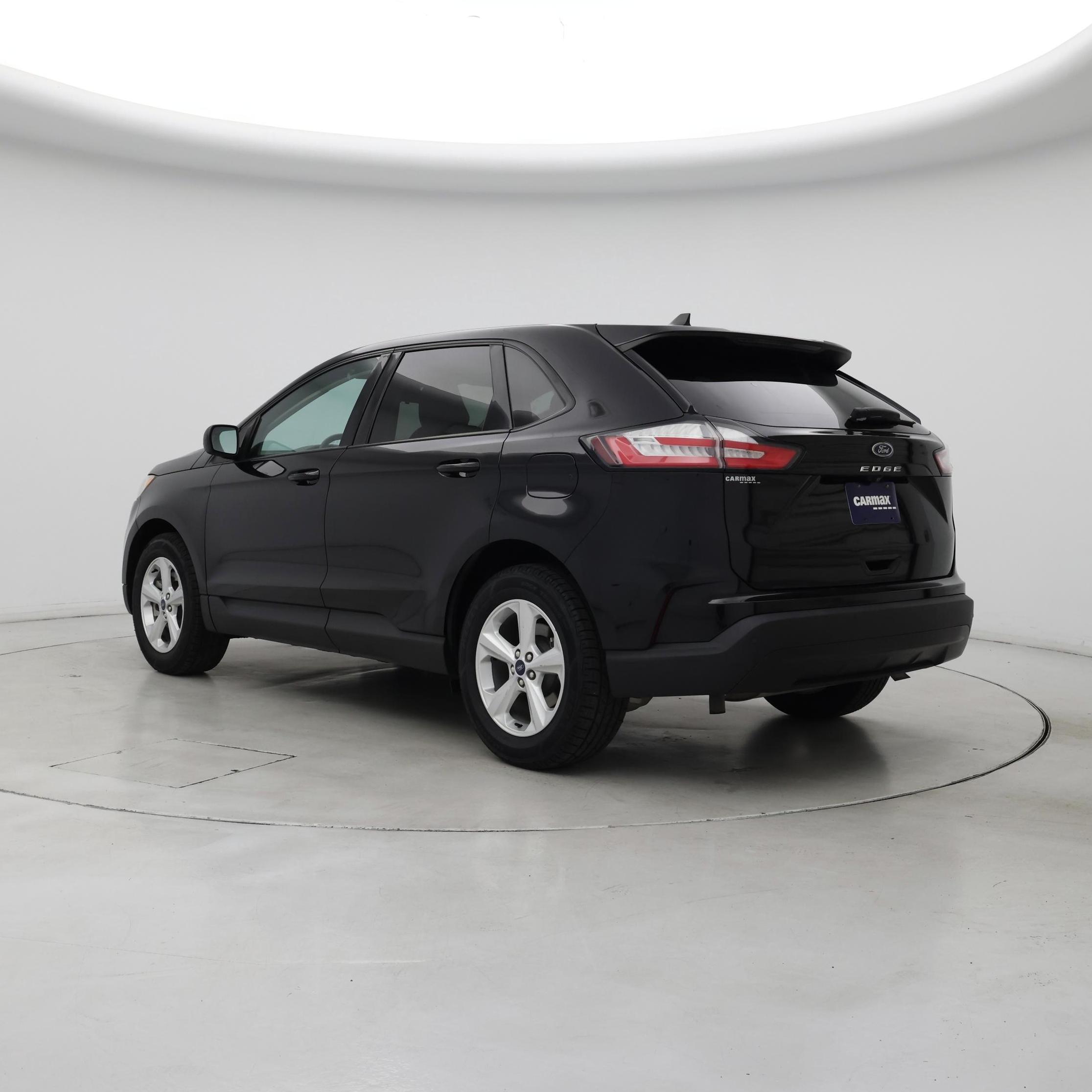 Thumbnail: 2021 Ford Edge - 2