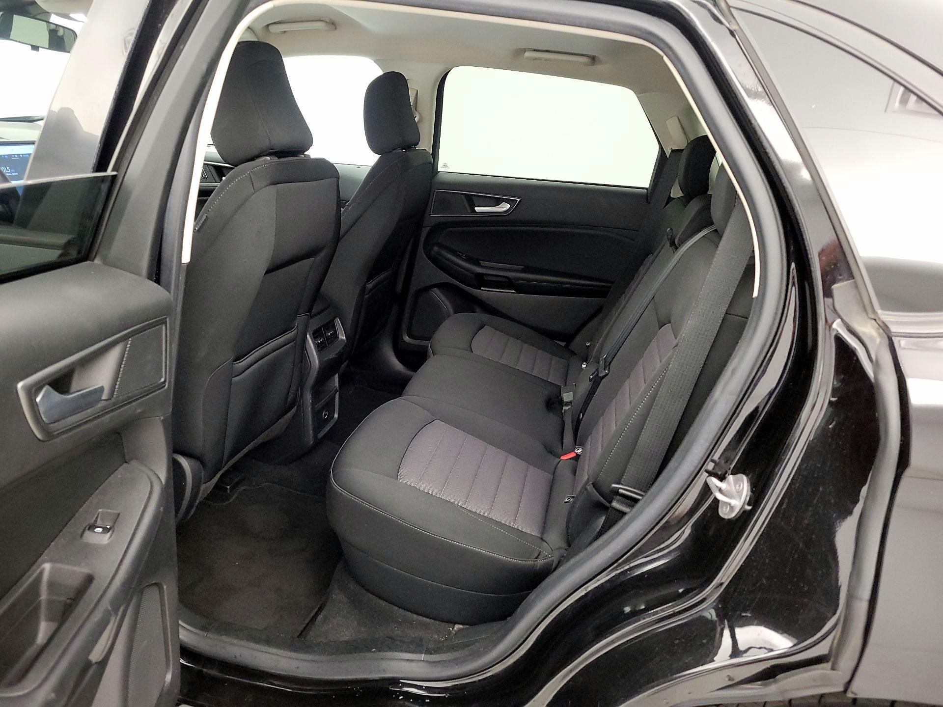 Thumbnail: 2021 Ford Edge - 19