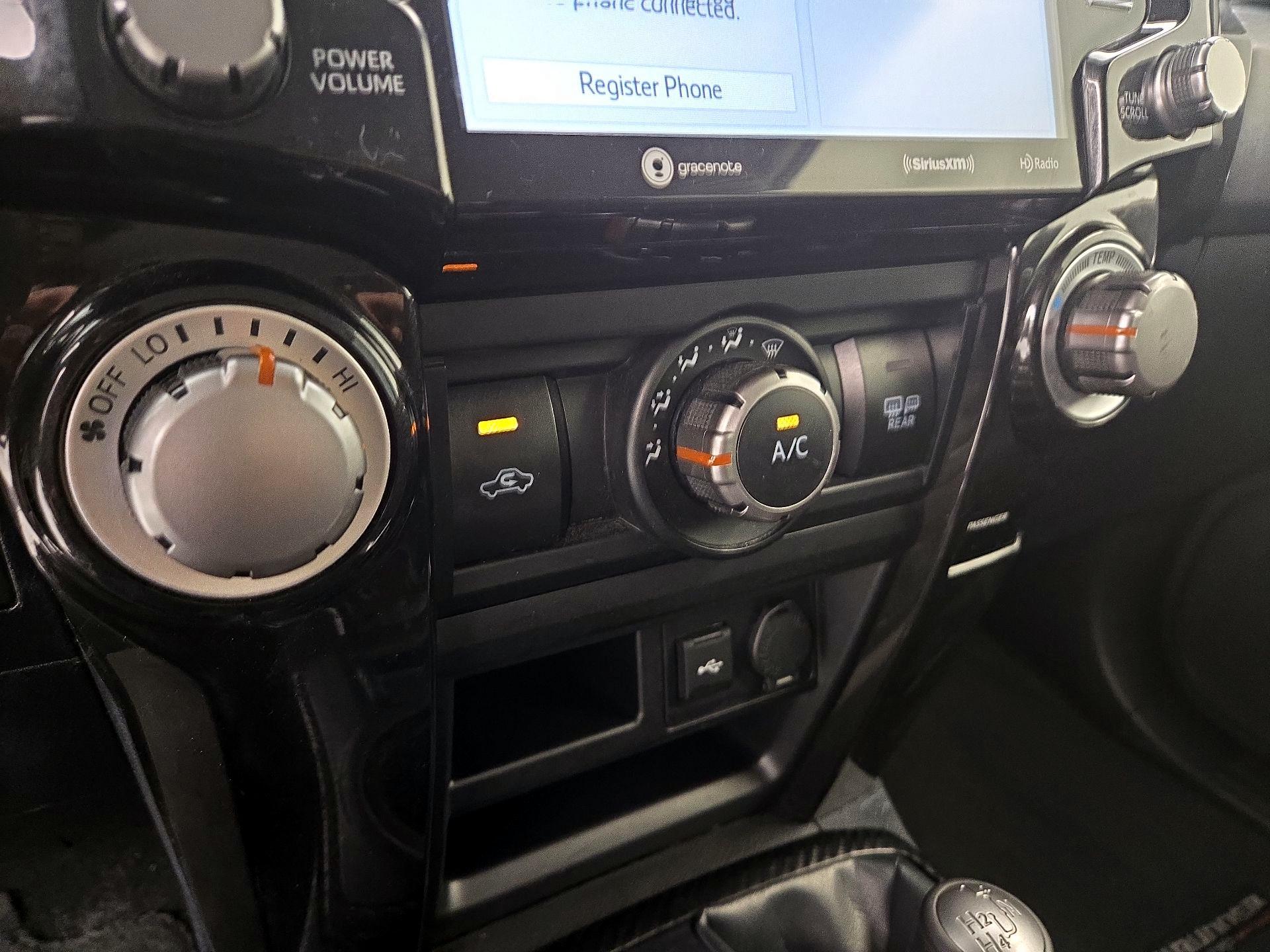 Thumbnail: 2024 Toyota 4Runner - 16