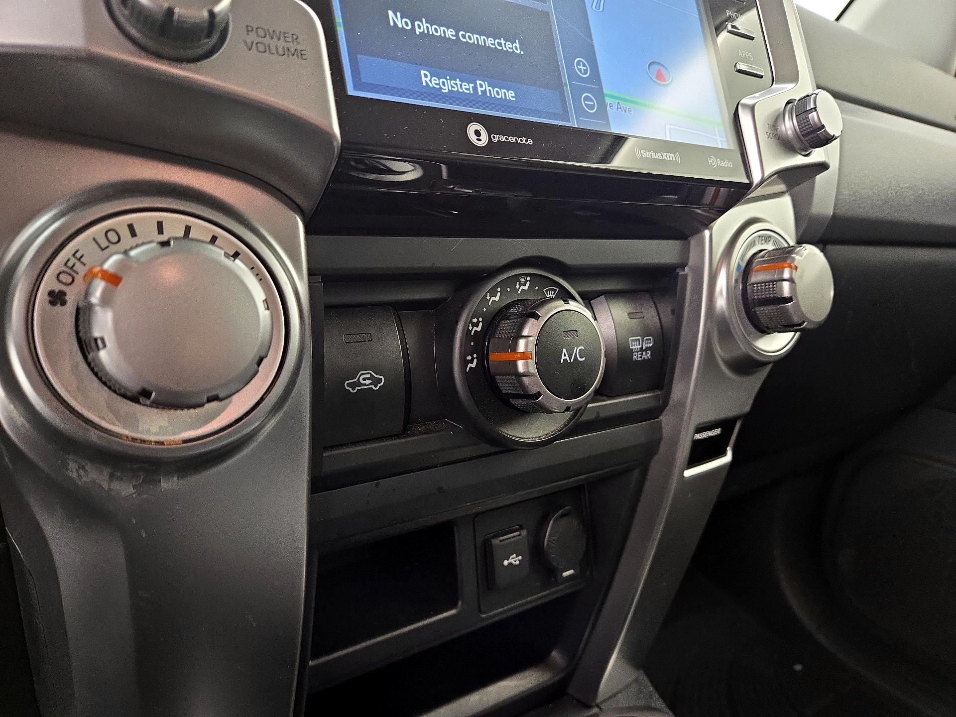 Thumbnail: 2024 Toyota 4Runner - 17