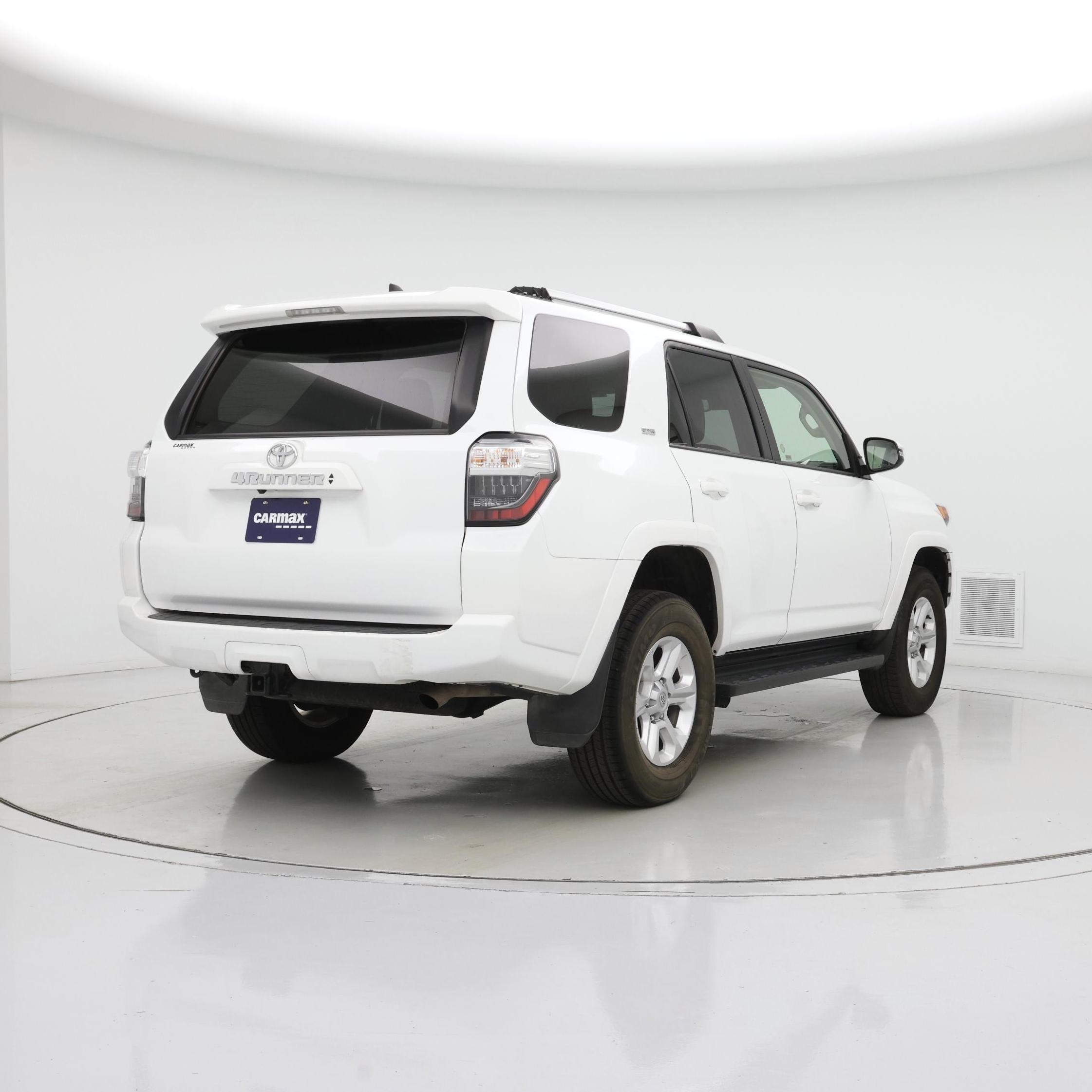 Thumbnail: 2024 Toyota 4Runner - 8