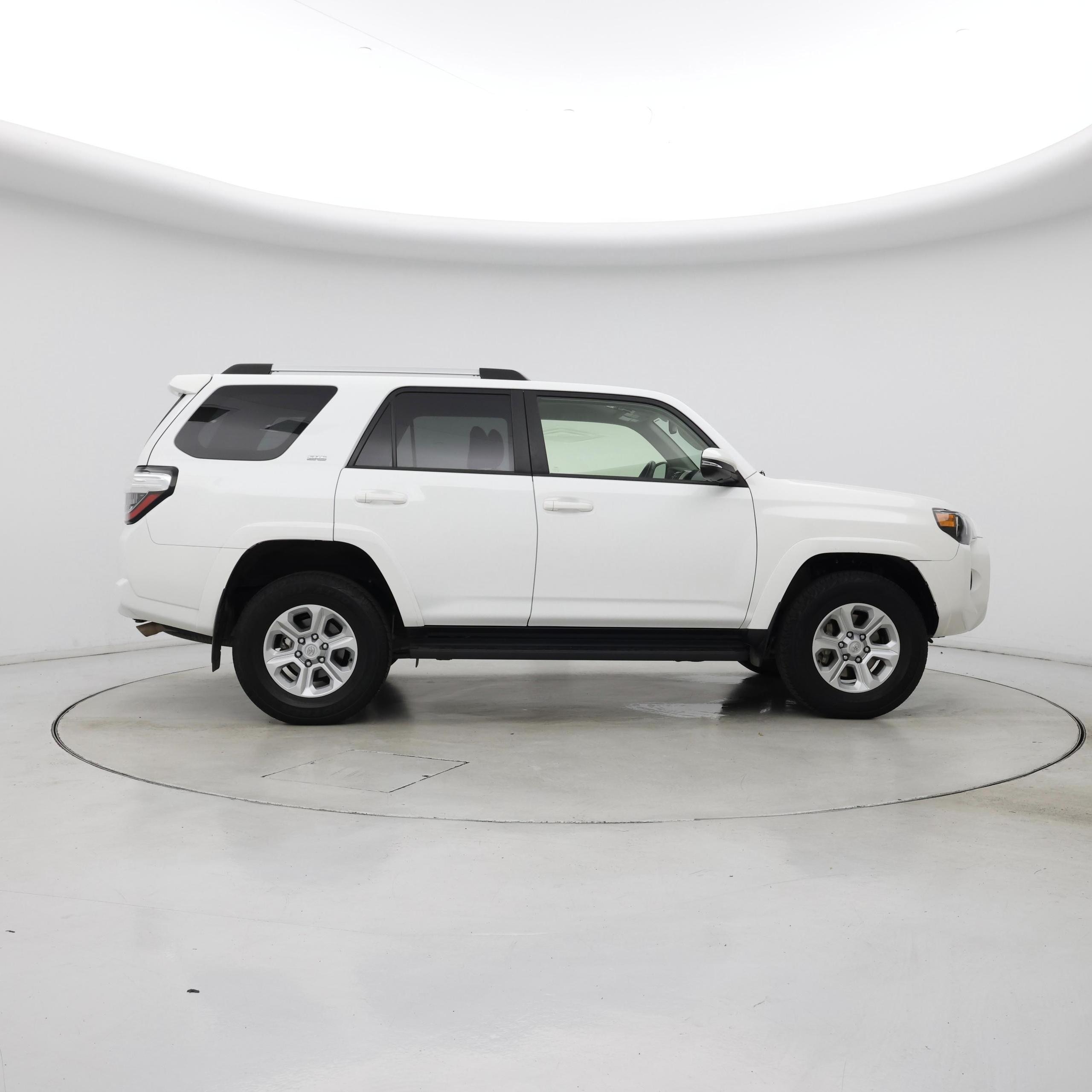 Thumbnail: 2024 Toyota 4Runner - 7