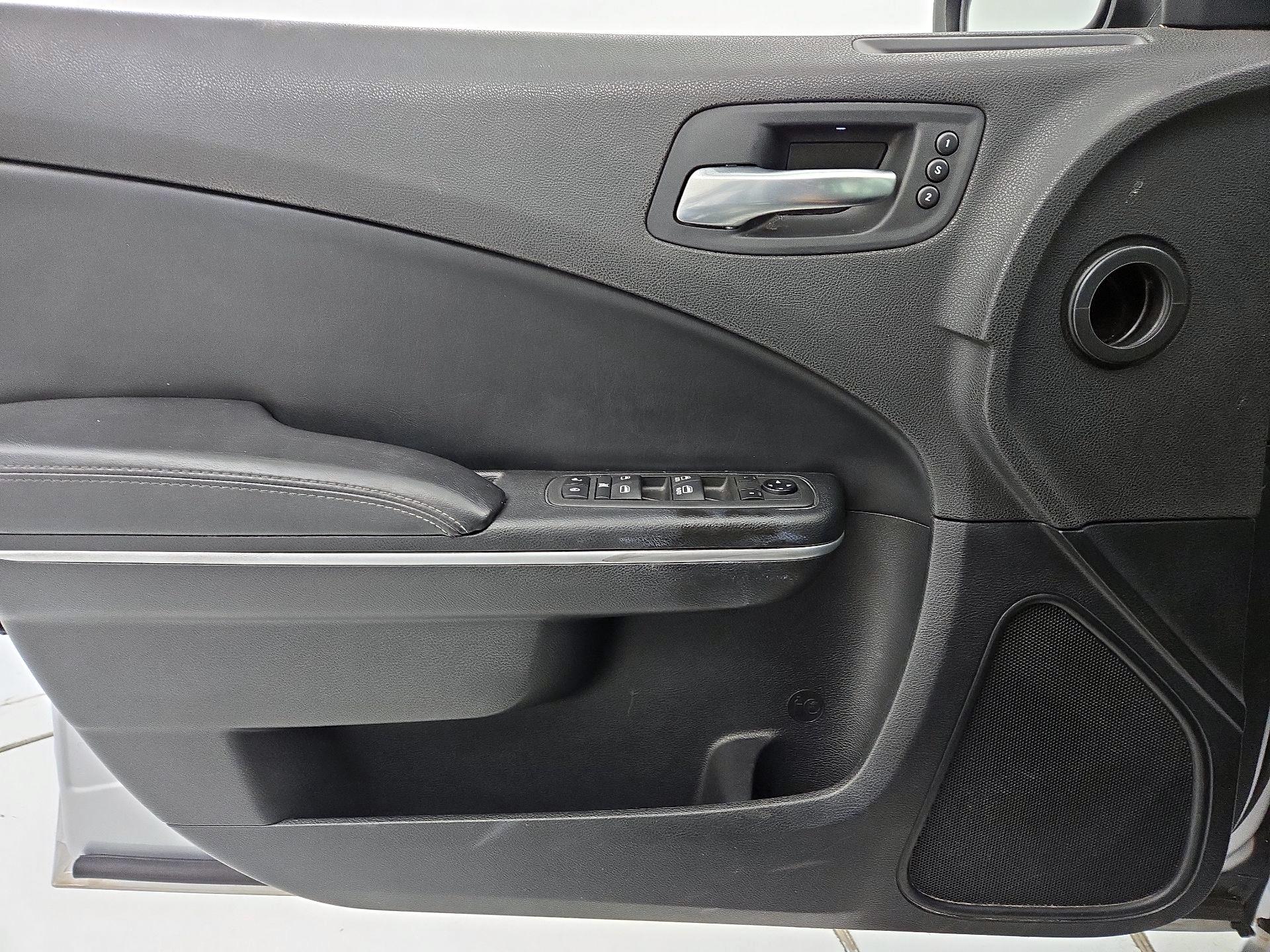 Thumbnail: 2021 Dodge Charger - 12