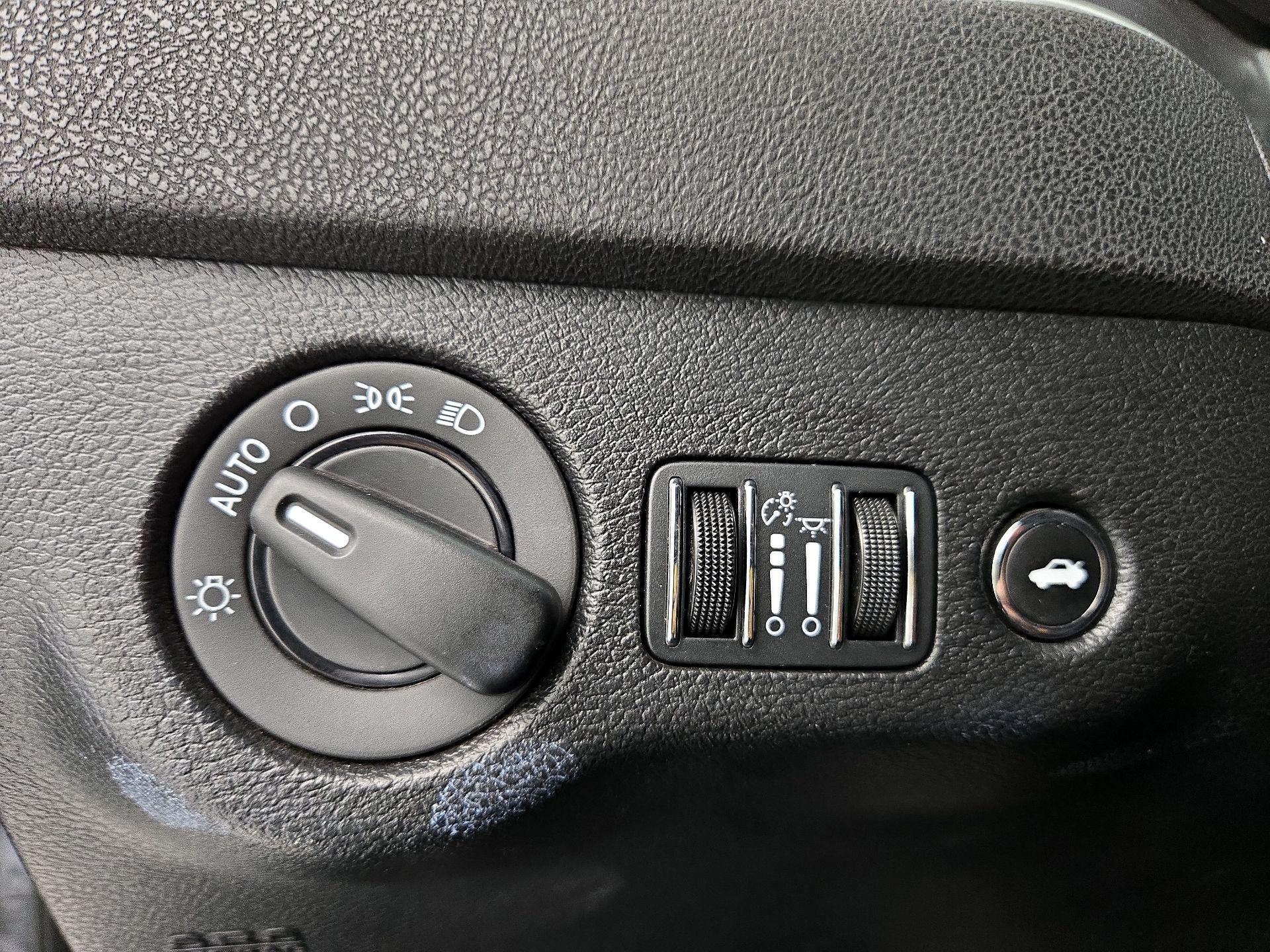 Thumbnail: 2021 Dodge Charger - 13