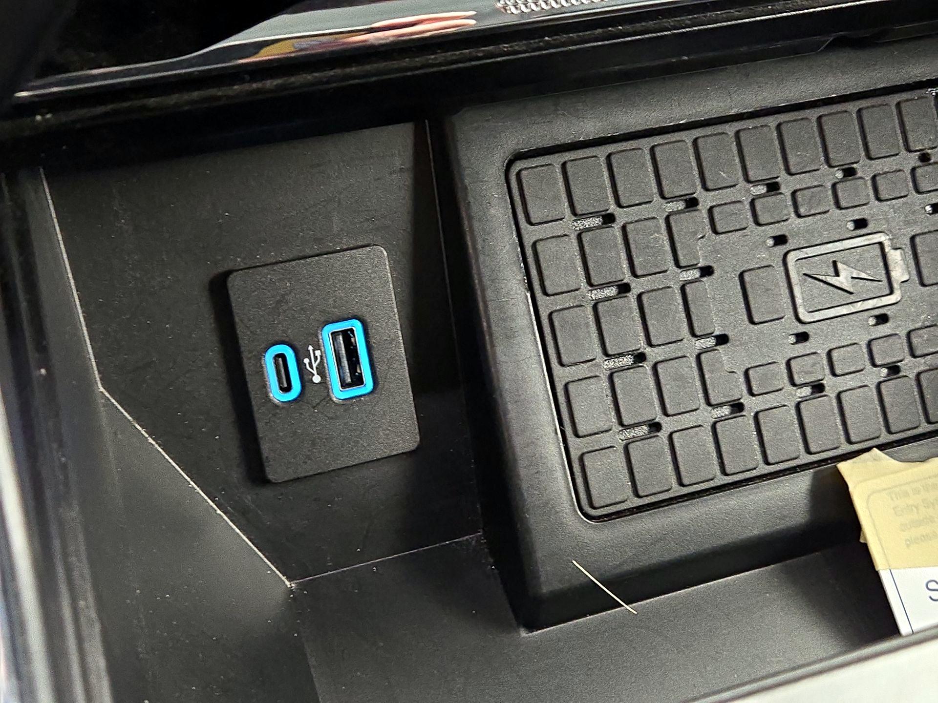 Thumbnail: 2023 Ford F-150 - 19