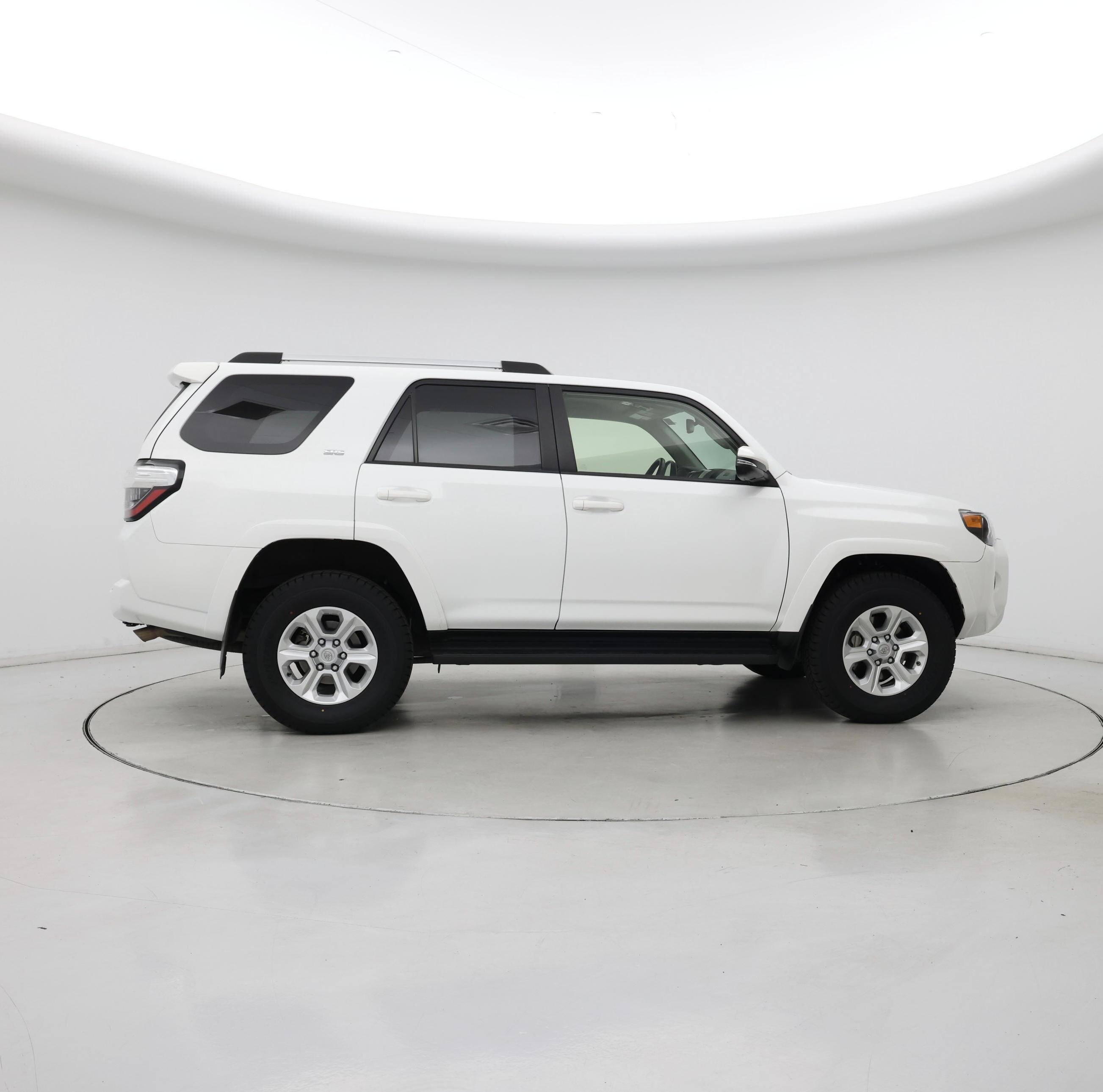 Thumbnail: 2024 Toyota 4Runner - 7
