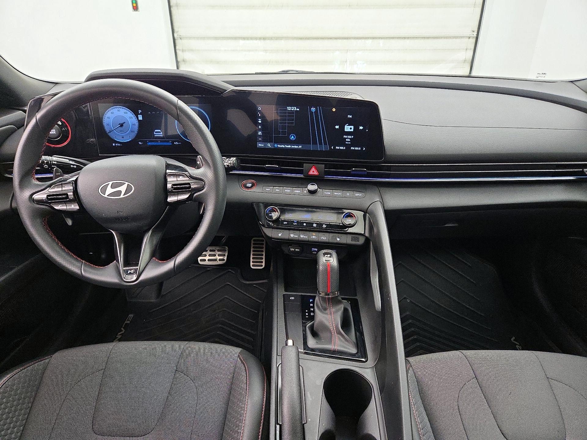 Thumbnail: 2025 Hyundai Elantra - 9