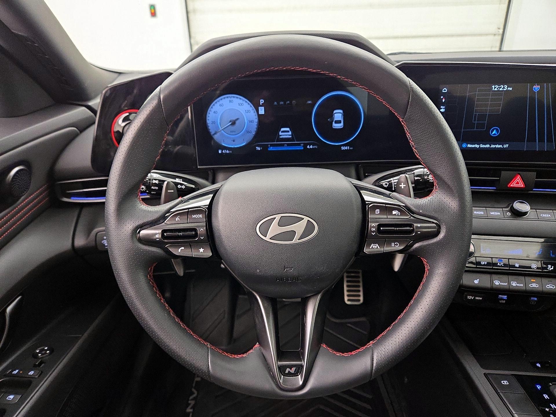Thumbnail: 2025 Hyundai Elantra - 10