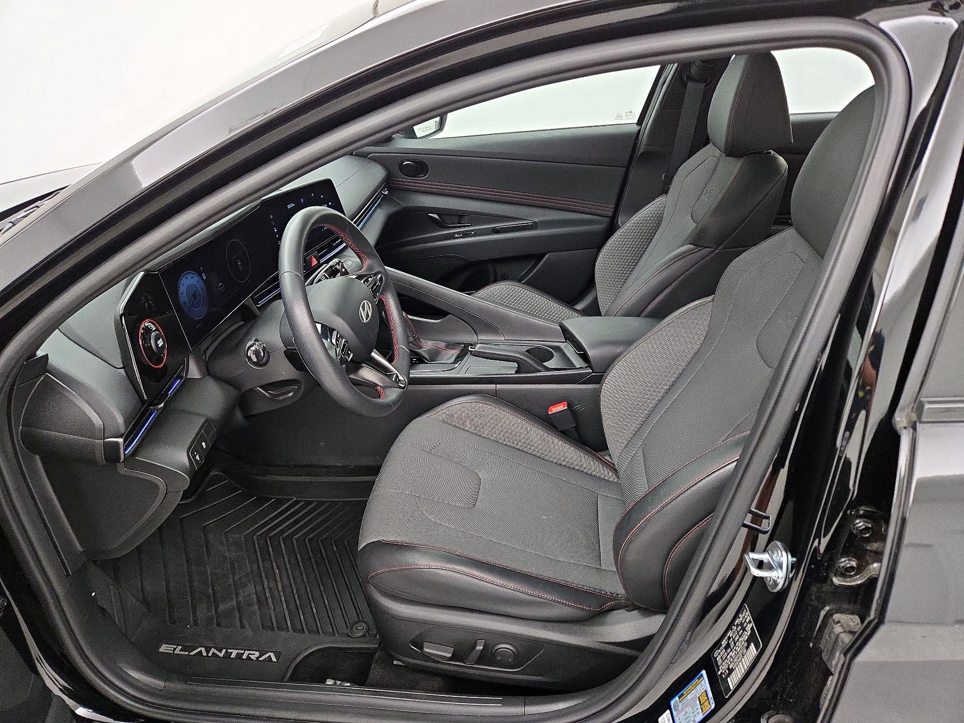 Thumbnail: 2025 Hyundai Elantra - 11