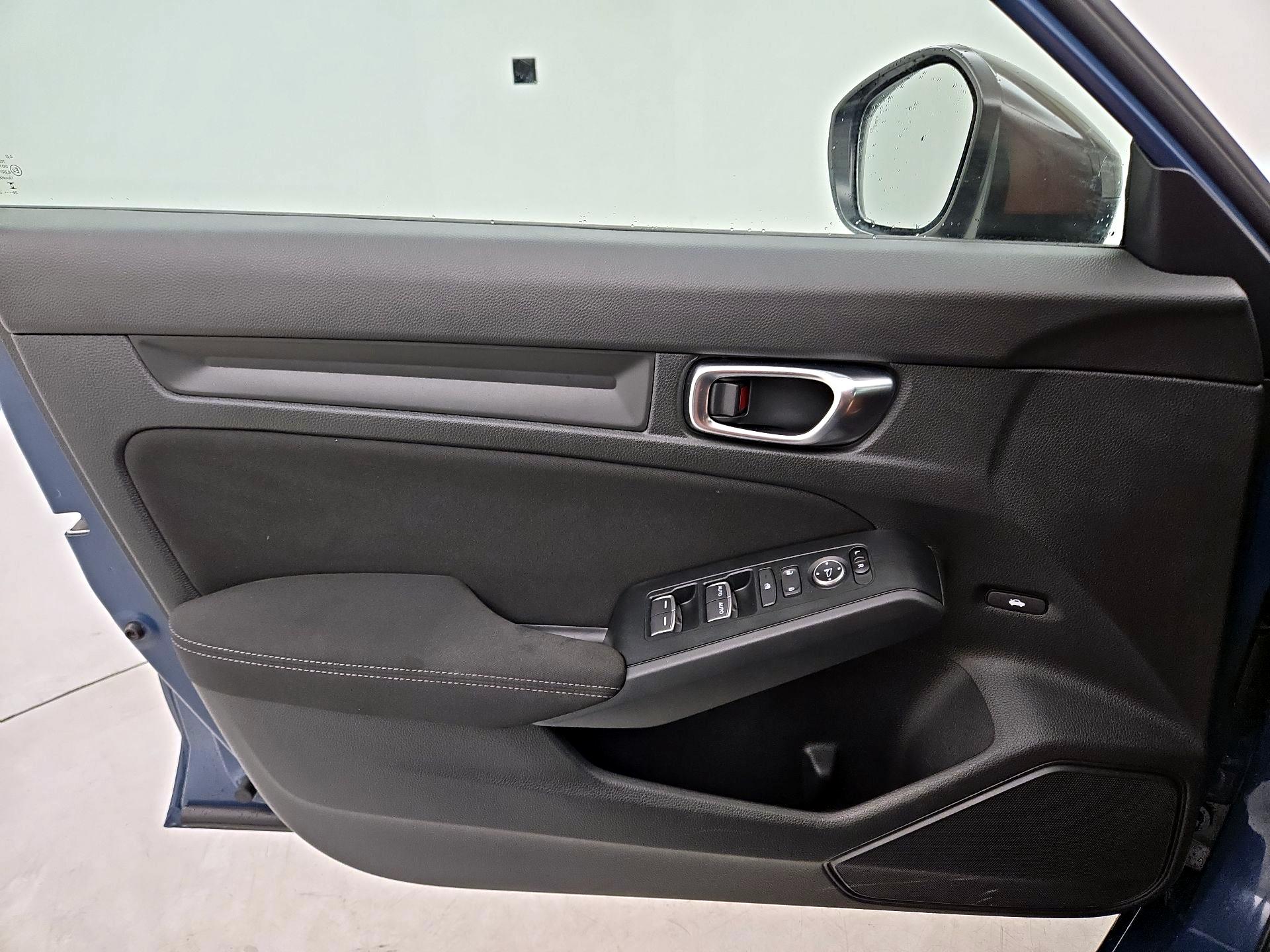 Thumbnail: 2025 Honda Civic - 12