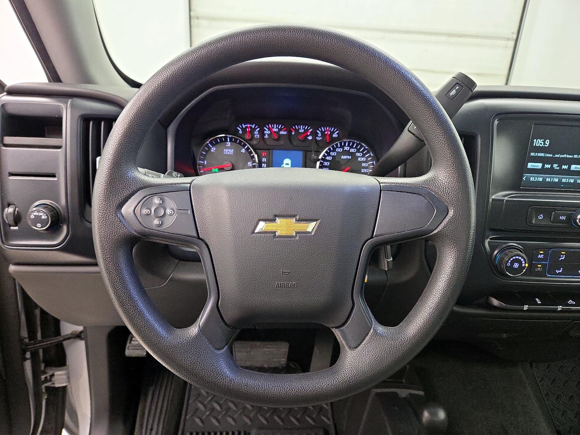 Thumbnail: 2018 Chevrolet Silverado 1500 - 10