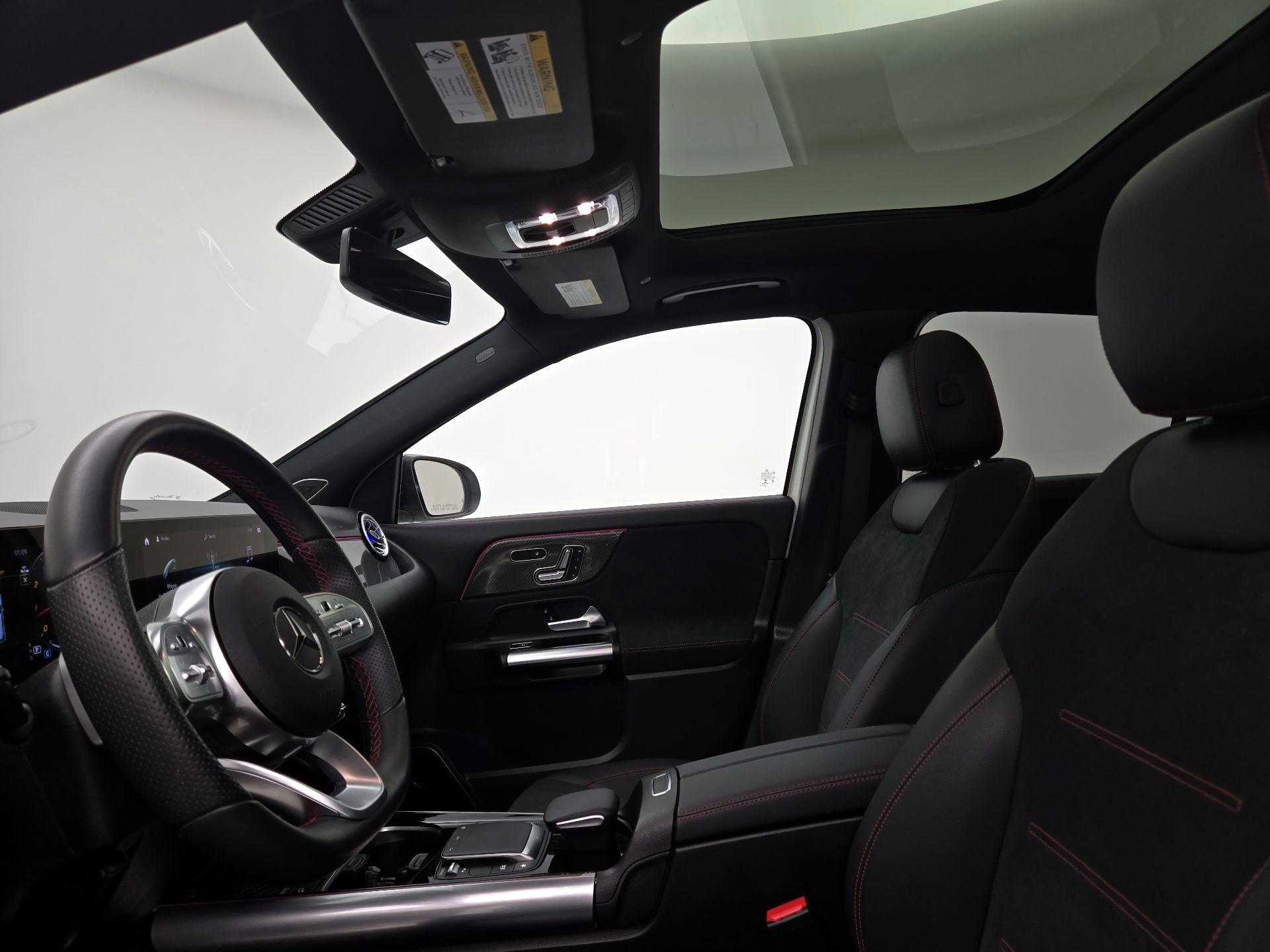 Thumbnail: 2023 Mercedes-Benz GLA - 19