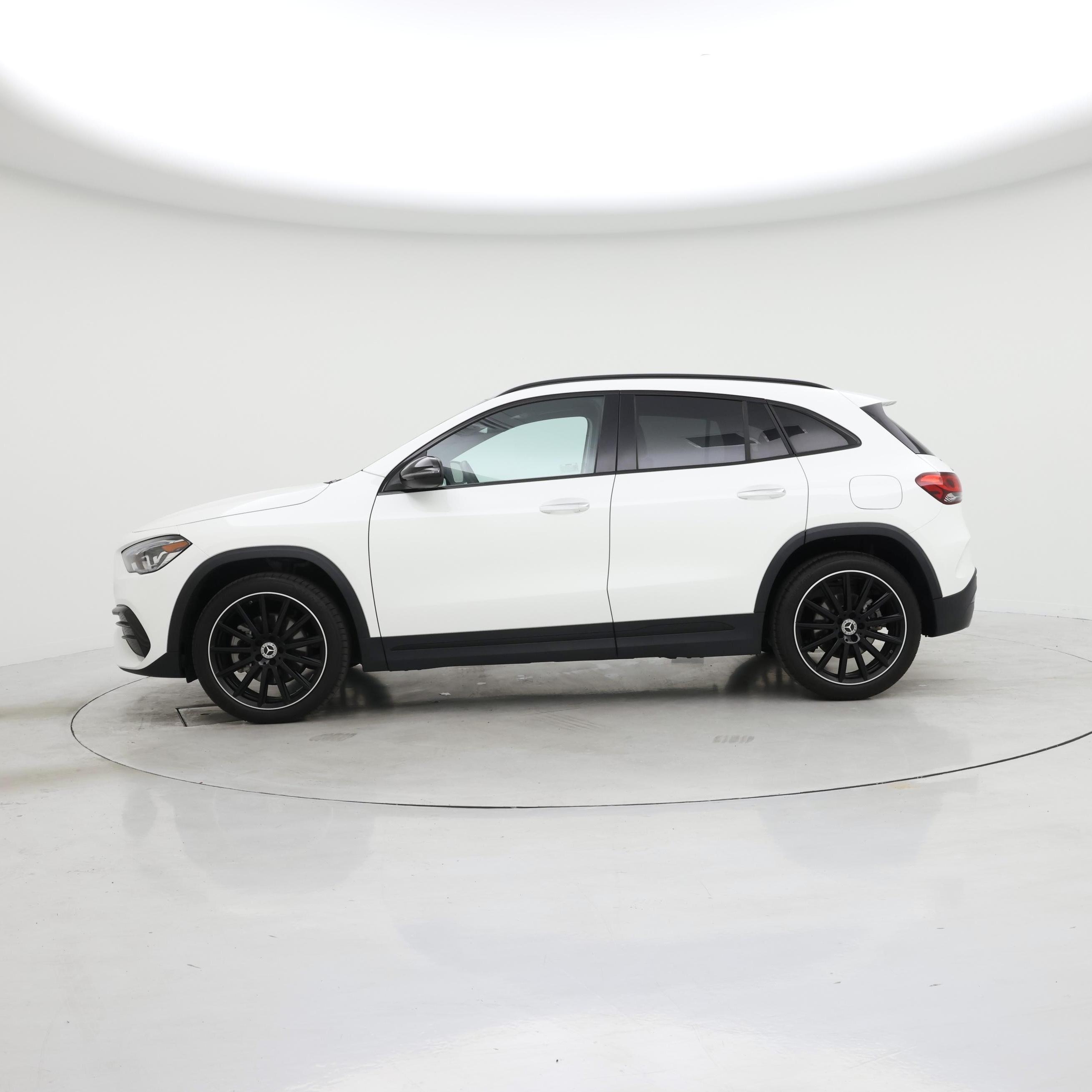 Thumbnail: 2023 Mercedes-Benz GLA - 3