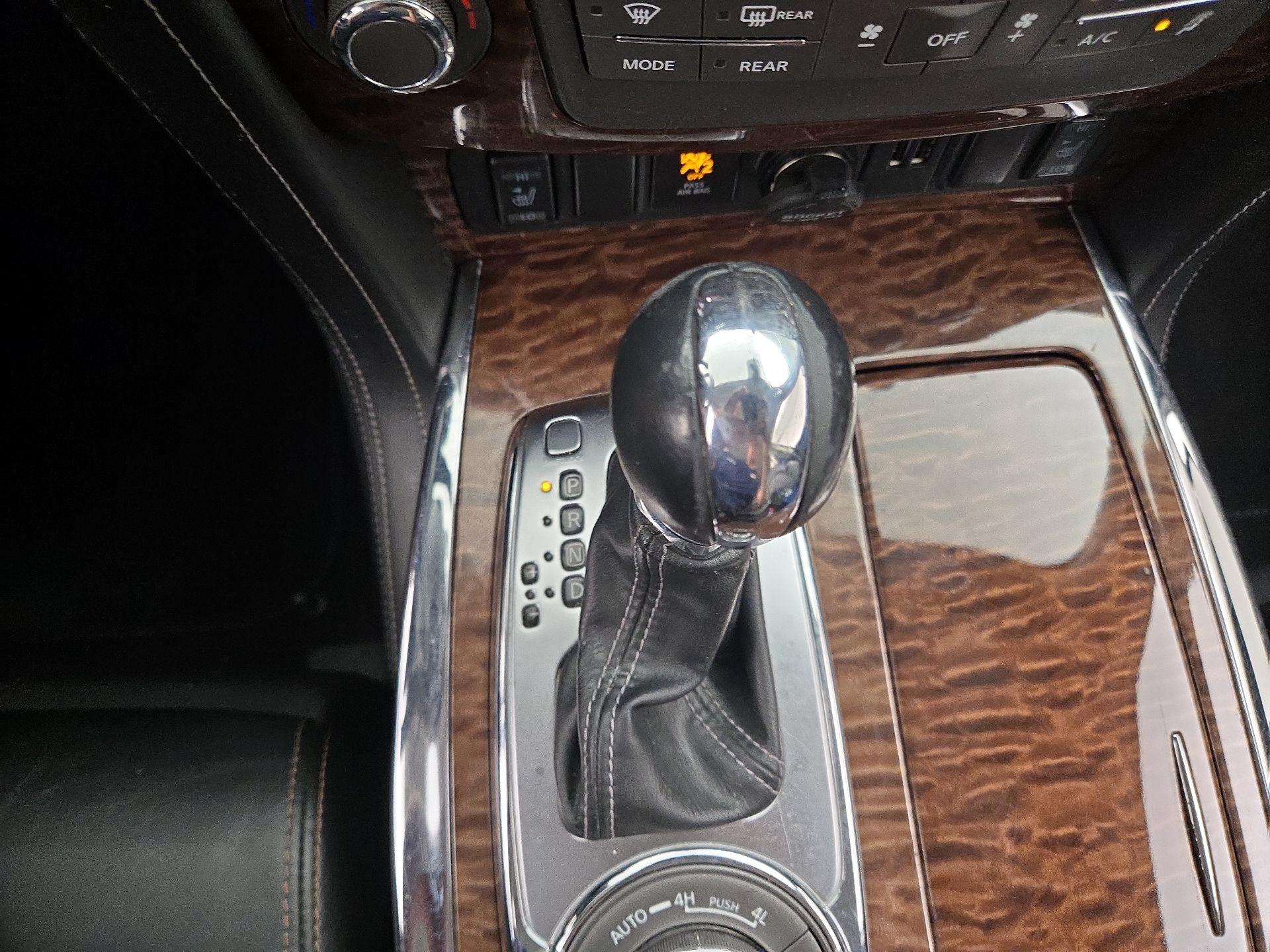 Thumbnail: 2018 Nissan Armada - 18